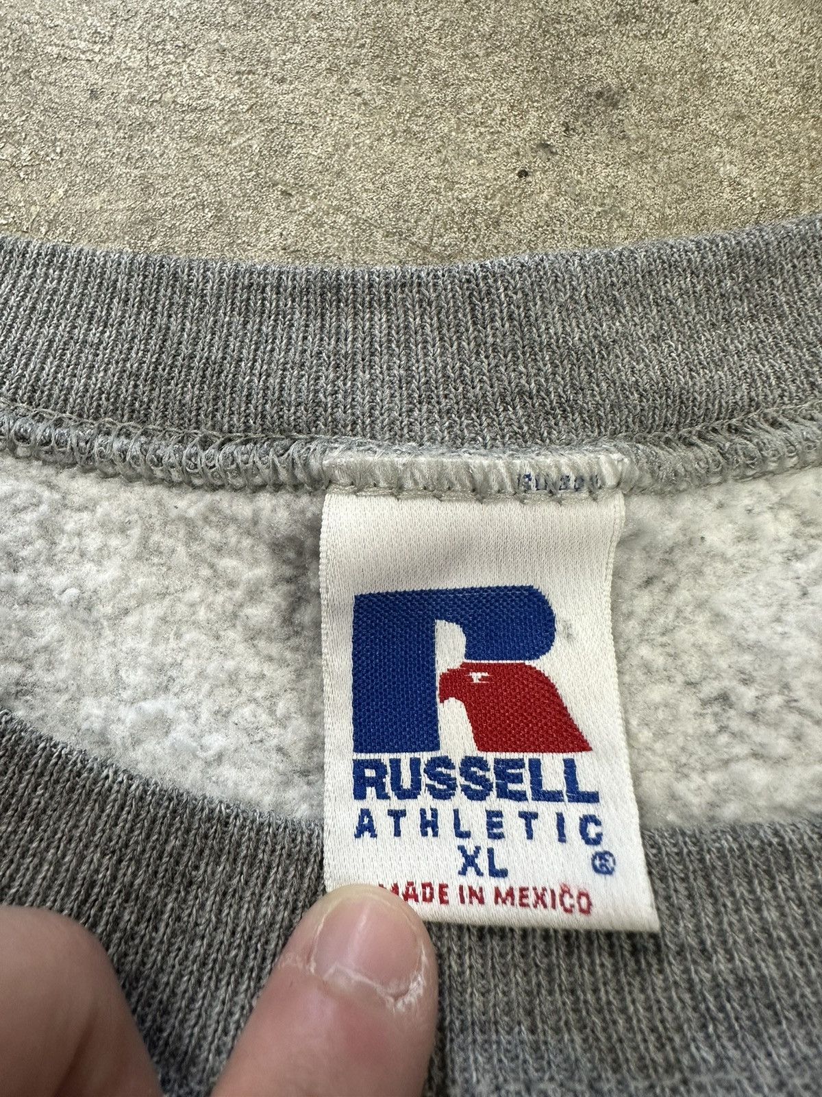Russell Athletic Vintage 90s Russell Athletic Grey Blank Sweatshirt Size US XL / EU 56 / 4 - 10 Thumbnail