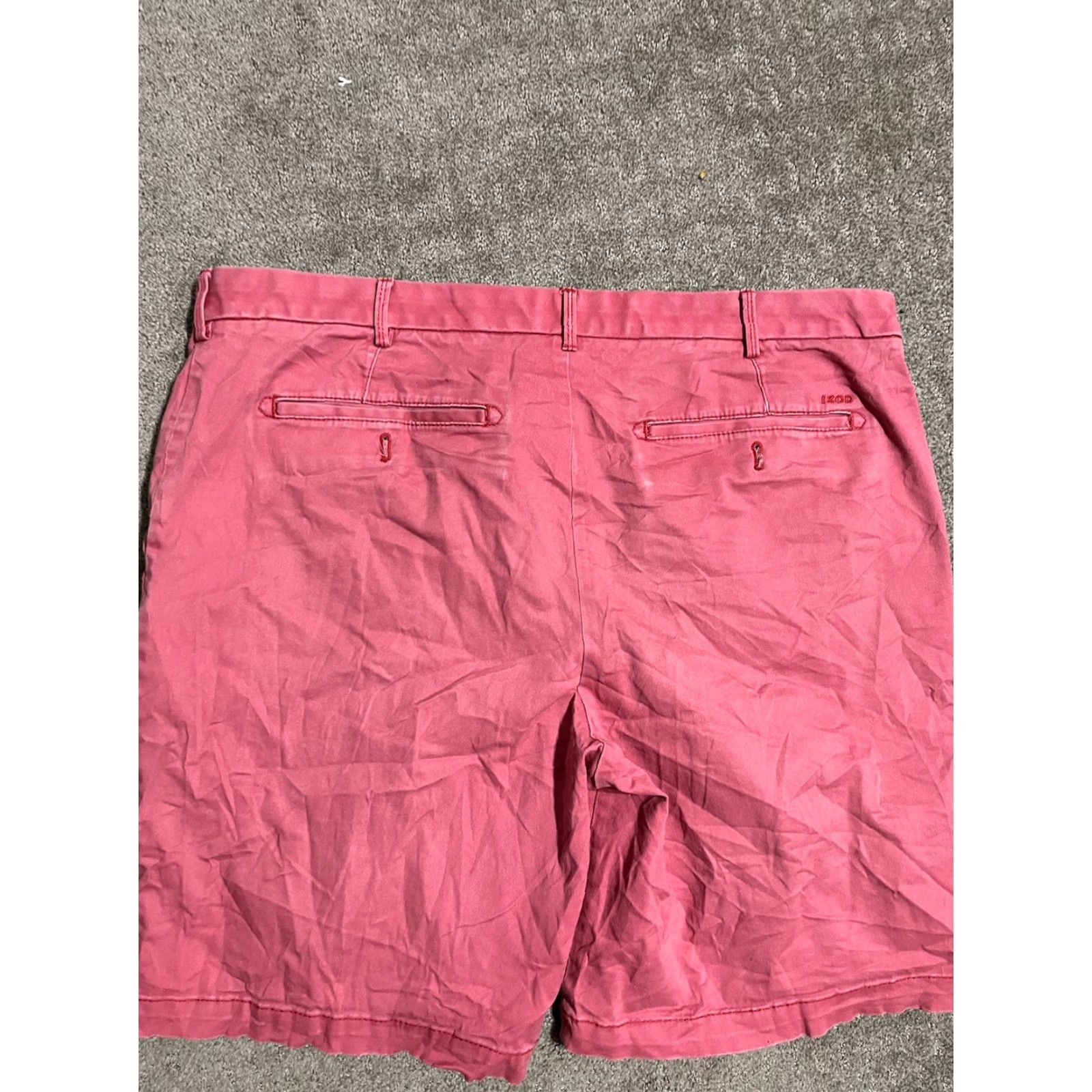 Izod VINTAGE IZOD Saltwater Men Shorts Size 40 Flat Front Chino Pink 10-Inch Inseam Size US 40 / EU 56 - 2 Thumbnail
