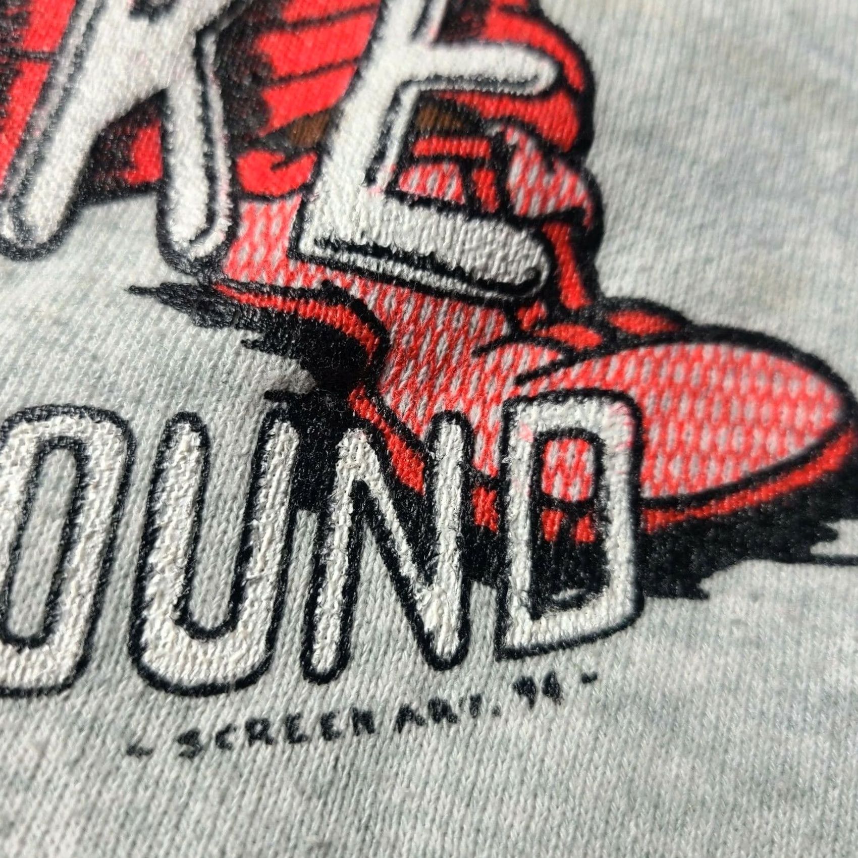 Fruit Of The Loom VINTAGE Fruit of the Loom 90s Teddy Bear Sweatshirt Men 2XL Gray Crew Neck Pullover Cotton Blend Graphic Print Sweatshirt Mens 90s Theme Size US XXL / EU 58 / 5 - 3 Thumbnail