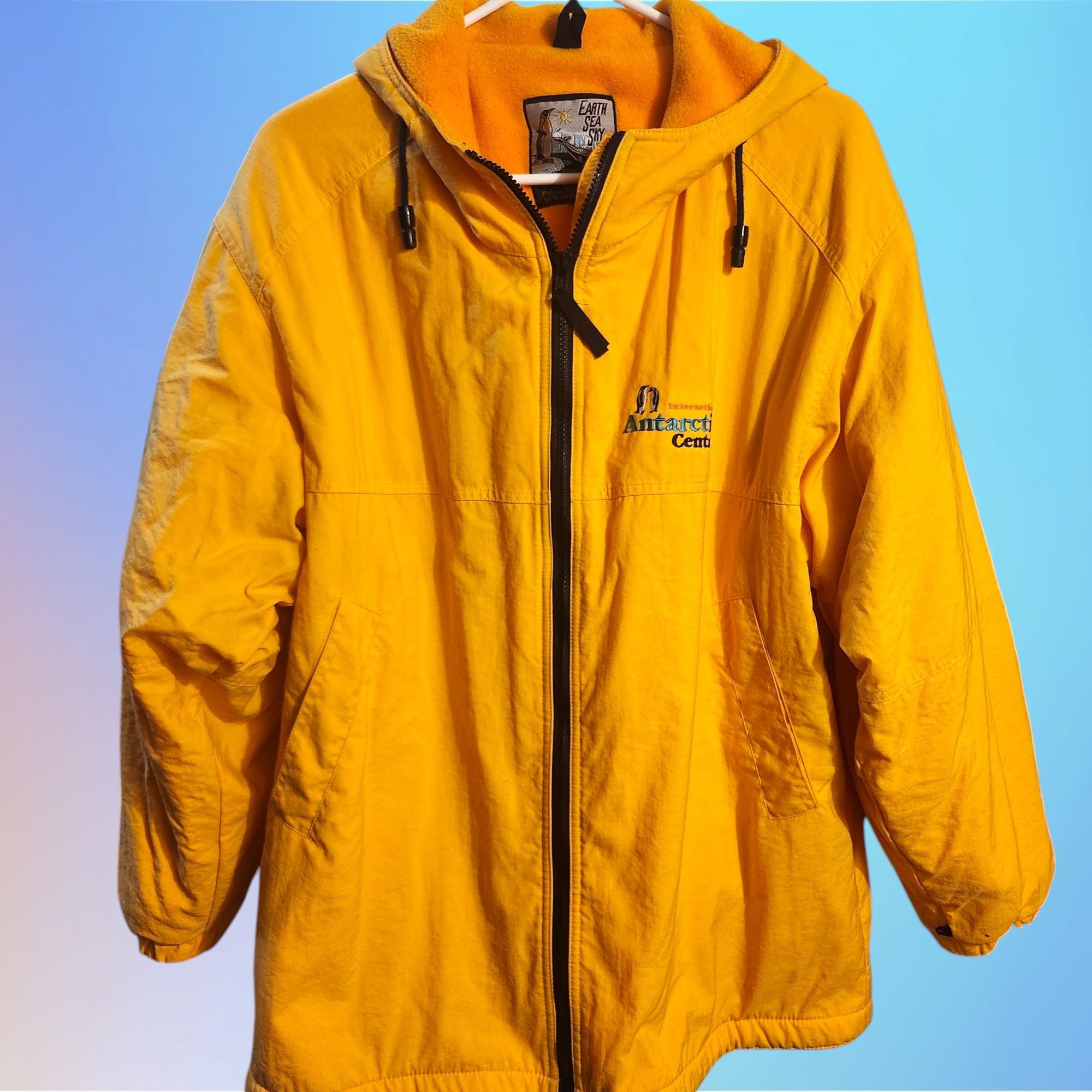 Other International Antarctic Centre Yellow Hooded Jacket Mens Sma Size US S / EU 44-46 / 1 - 1 Thumbnail