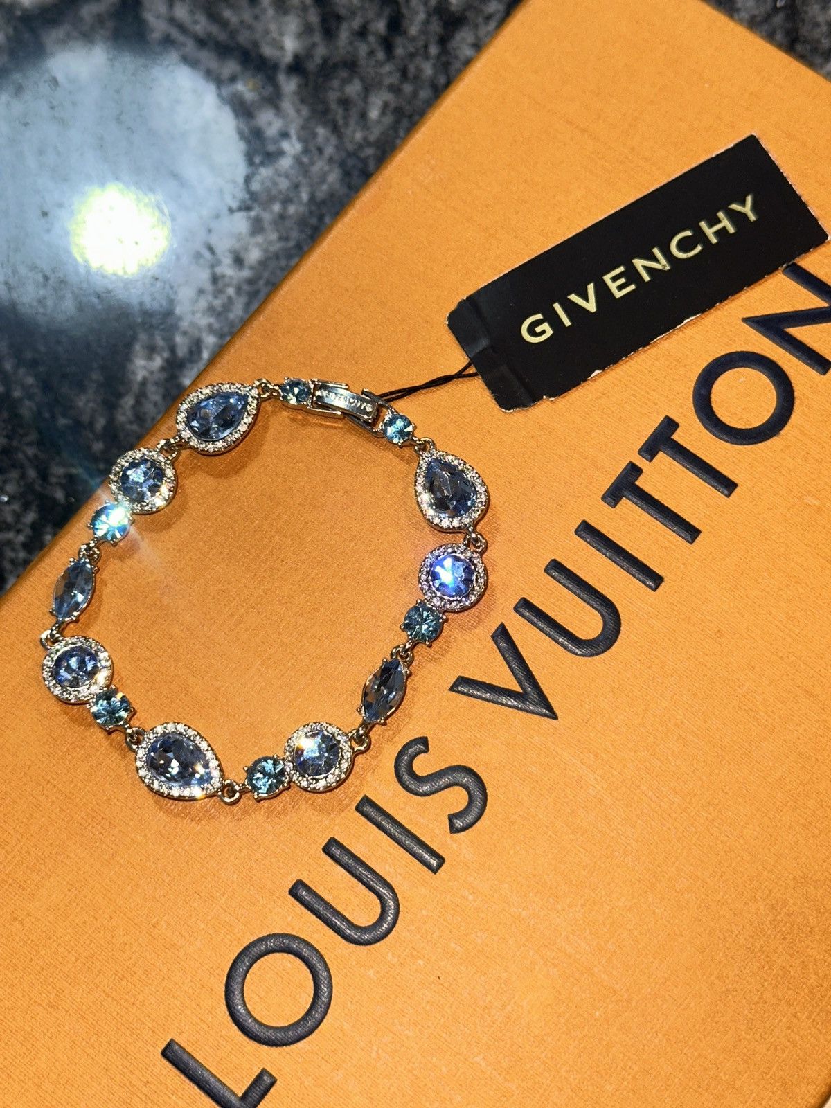 Givenchy RARE Givenchy flex bracelet Size ONE SIZE - 1 Thumbnail