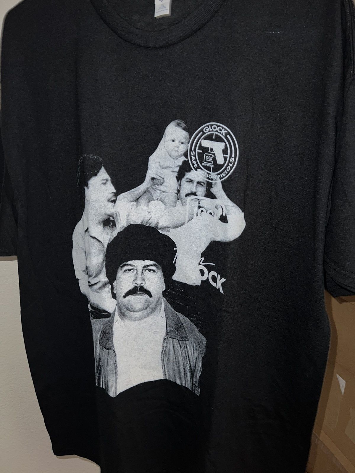 Other Tommy Vercetti Glock Pablo Tee Size US XL / EU 56 / 4 - 1 Thumbnail