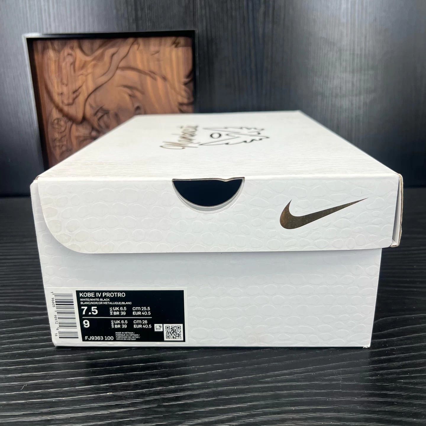Nike Nike ZK4 Gigi Black & White 40.5 Like New Size US 7.5 / EU 40-41 - 9 Thumbnail