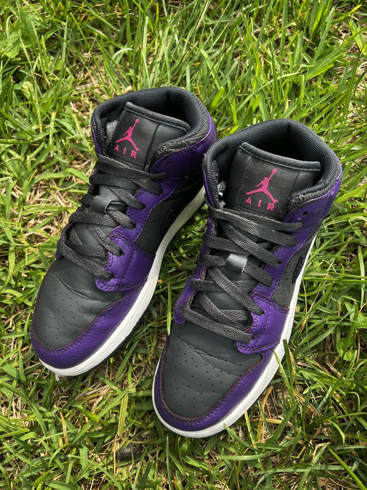 Jordan Brand CLEAN Air Jordan 1 Phat size 7 Womens Mid Anthracite Purple Size US 7 / IT 37 - 4 Thumbnail