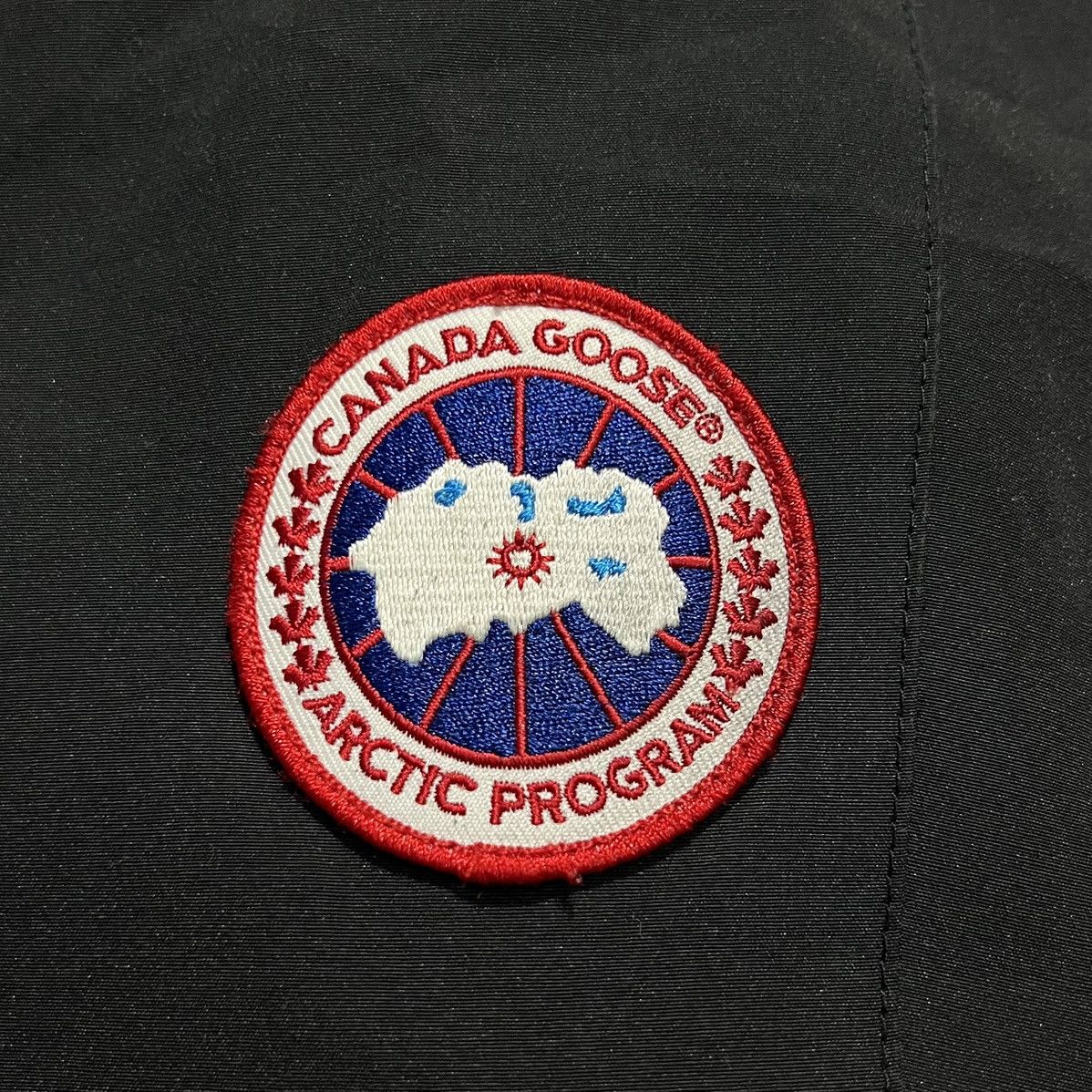 Canada Goose Canada Goose women’s VICTORIA parka Size XS / US 0-2 / IT 36-38 - 12 Thumbnail