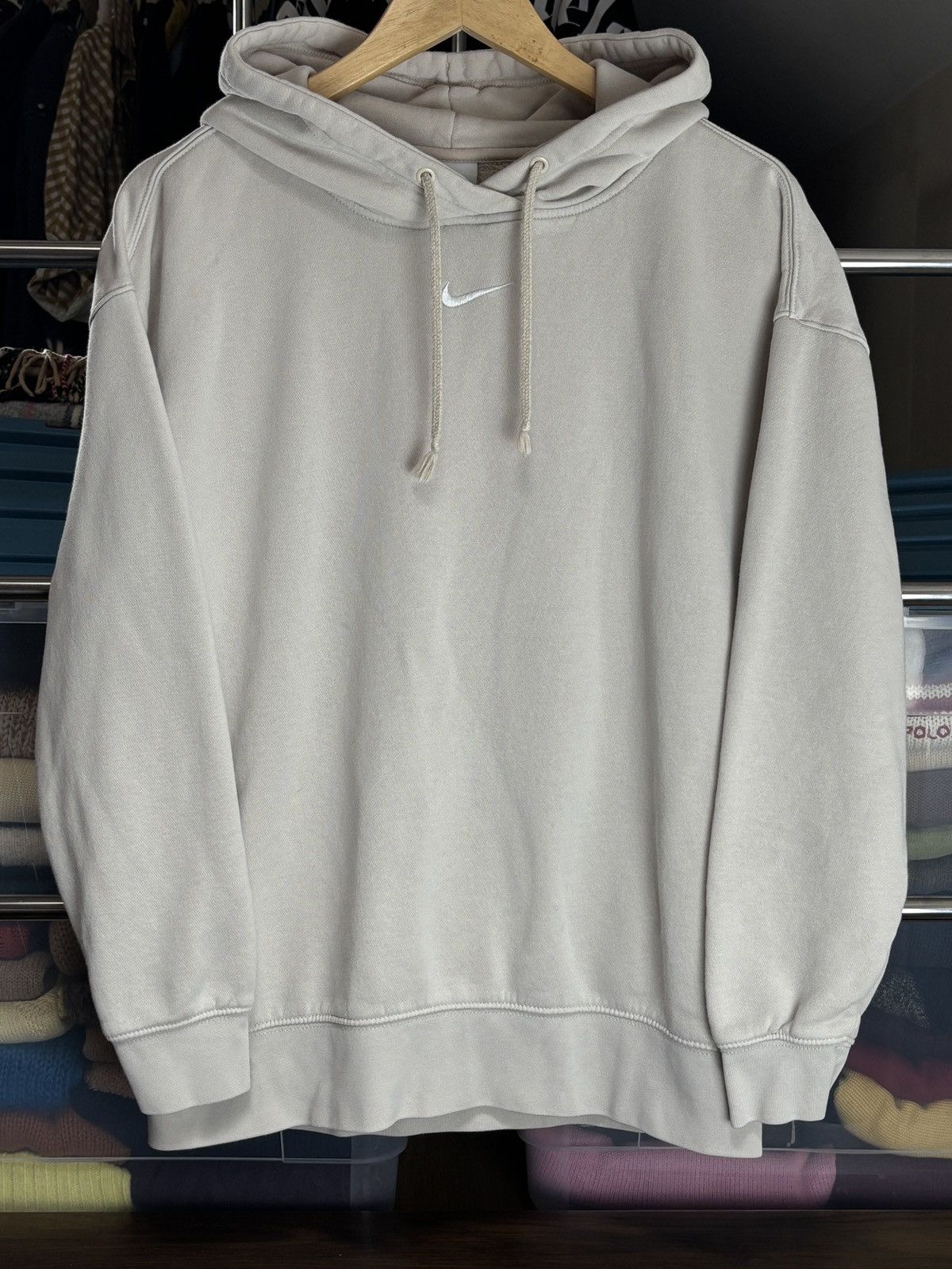 Nike Nike Center Swoosh Y2K Logo Beige Boxy Hoodie Sweatshirt Size US S / EU 44-46 / 1 - 1 Thumbnail