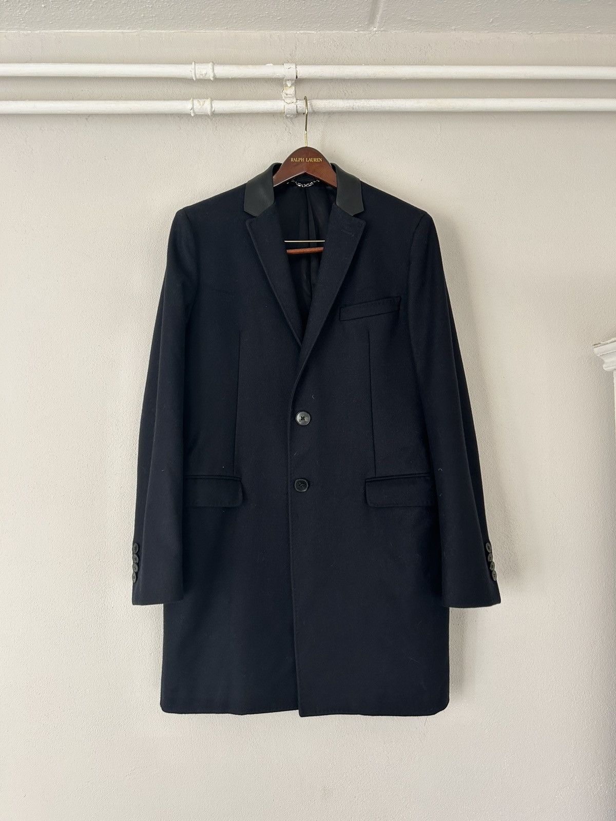Valentino Wool Coat with Leather Trimmed Collar Size US M / EU 48-50 / 2 - 1 Thumbnail