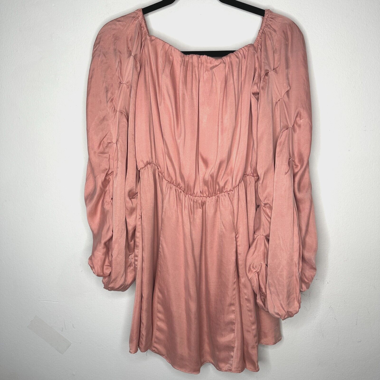 REVOLVE Lovers + Friends Pink Off Shoulder Balloon Sleeve Mini Dress Size M / US 6-8 / IT 42-44 - 1 Thumbnail