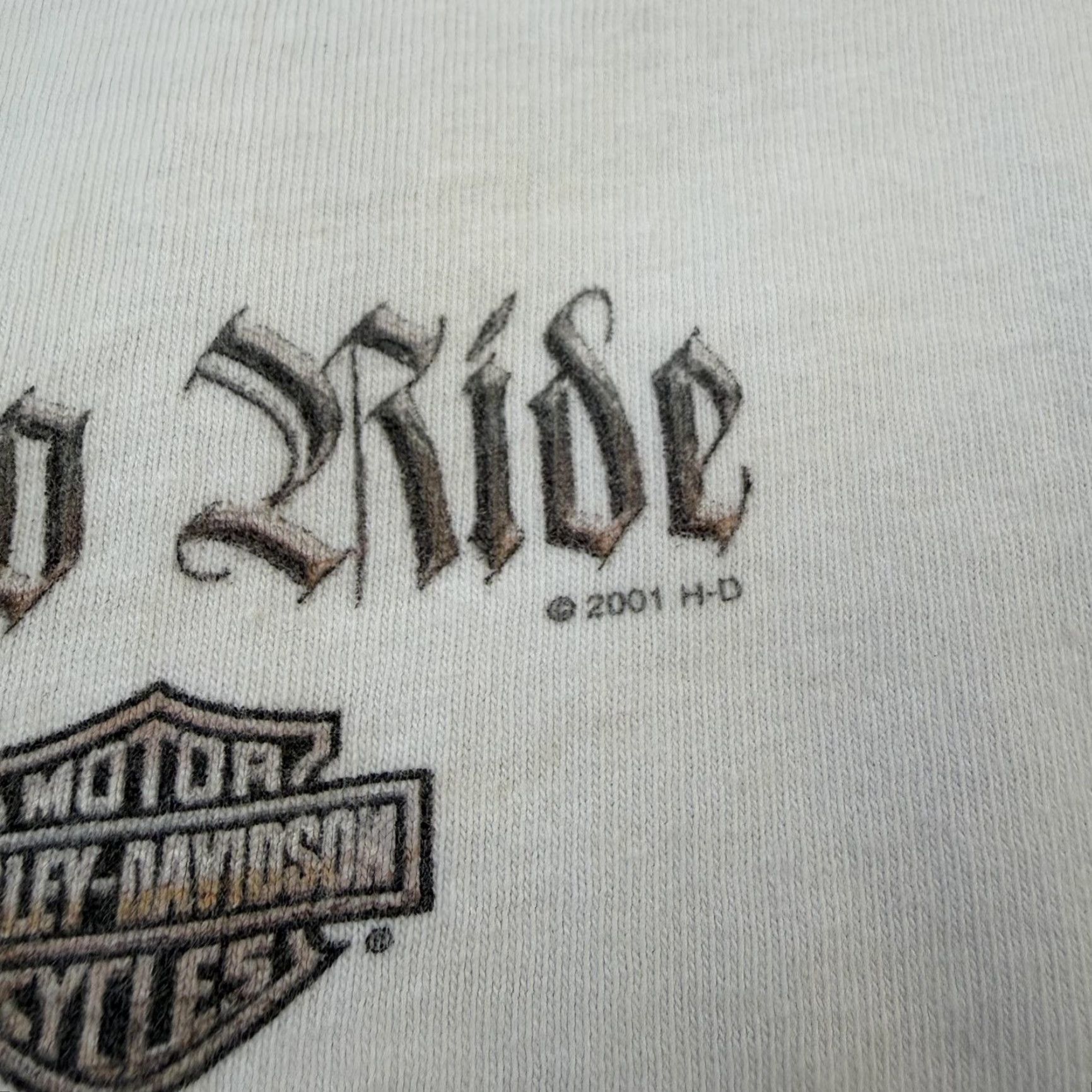 Harley Davidson VINTAGE Harley-Davidson Shirt Mens XL White Eagle Born To Ride 2001 Chicago IL Size US XL / EU 56 / 4 - 3 Thumbnail