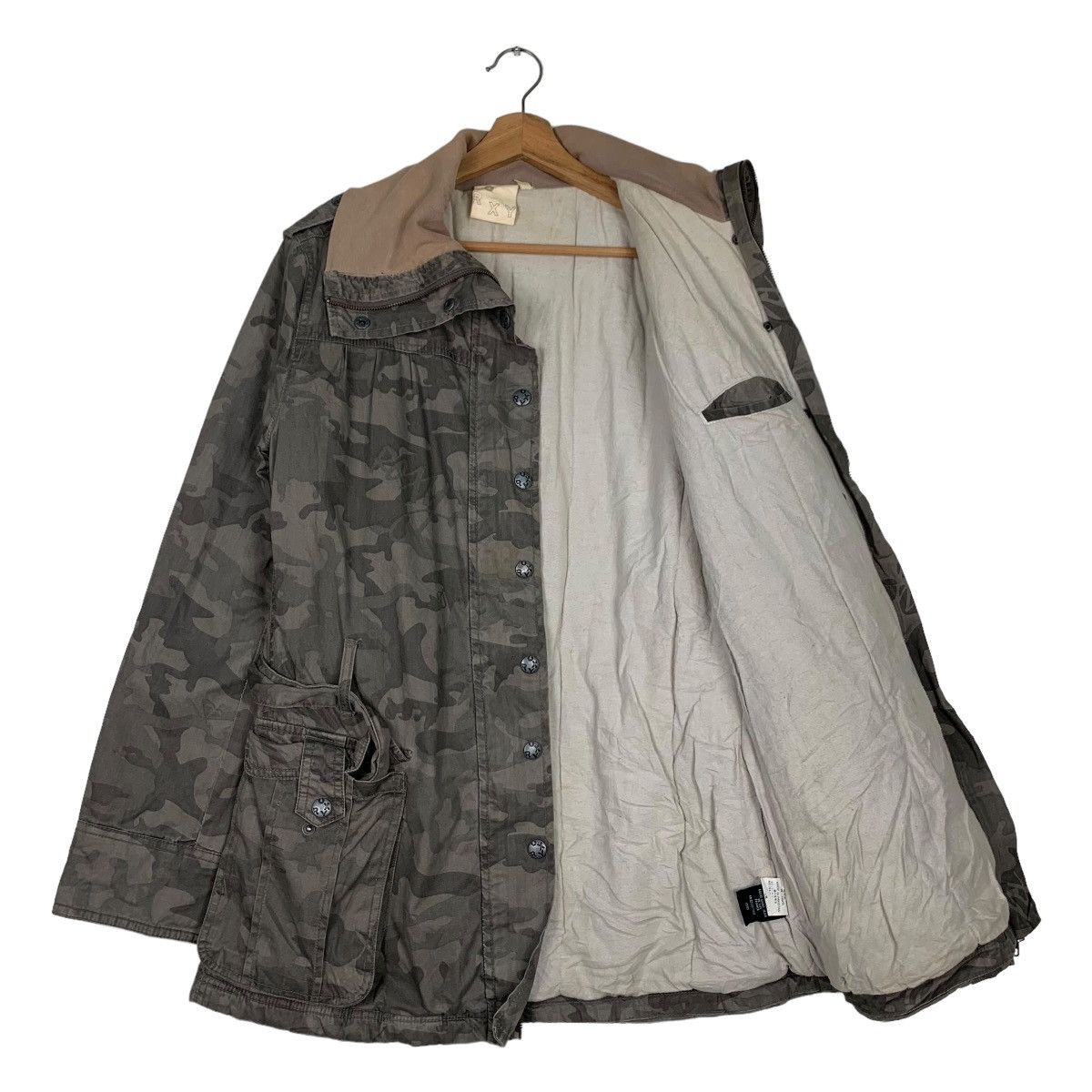 Japanese Brand ROXY Embroidery Small Logo Camo Belted Jacket #0302-C14 Size L / US 10 / IT 46 - 10 Thumbnail