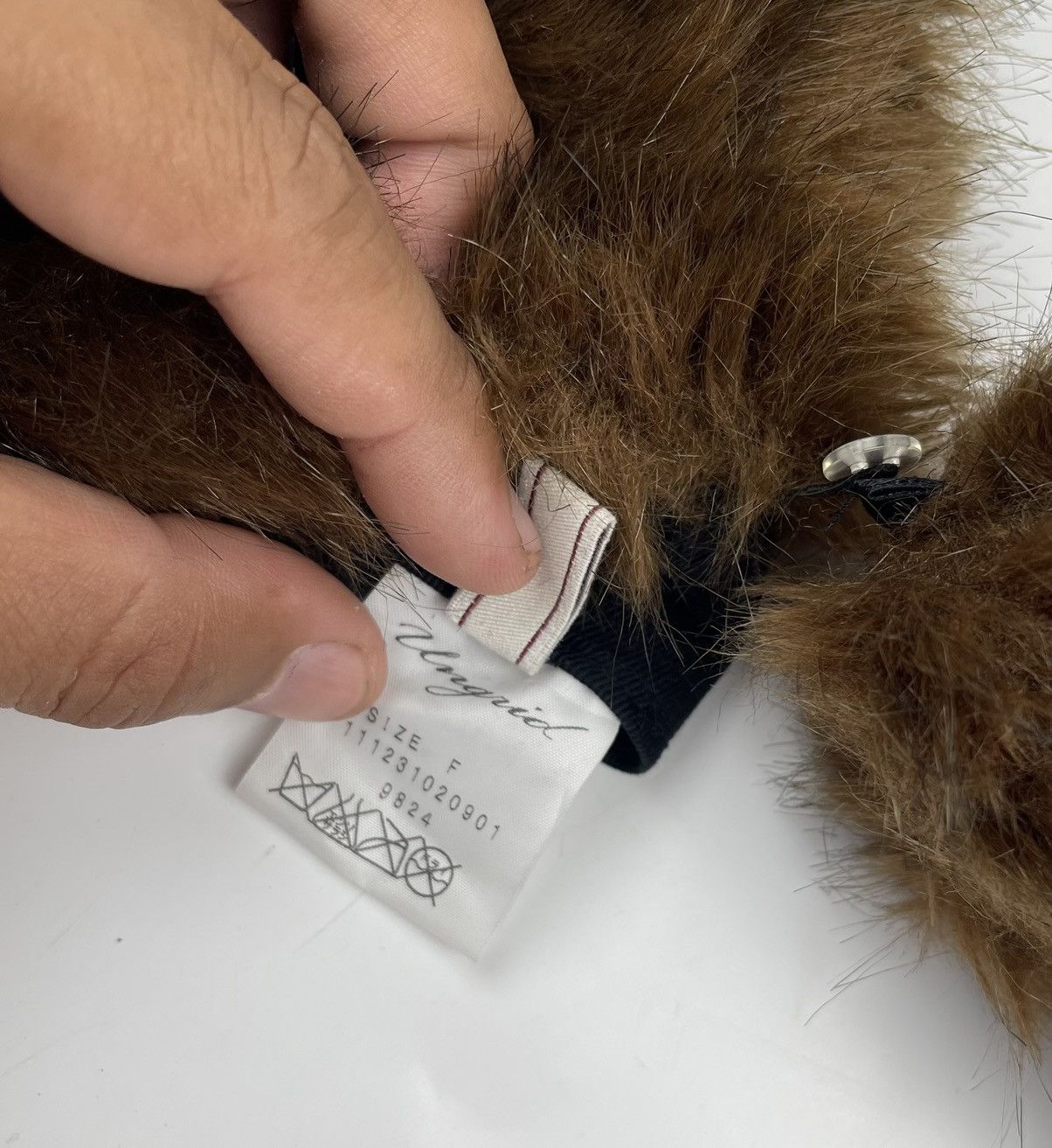 Japanese Brand fur hat with tail Size ONE SIZE - 5 Thumbnail