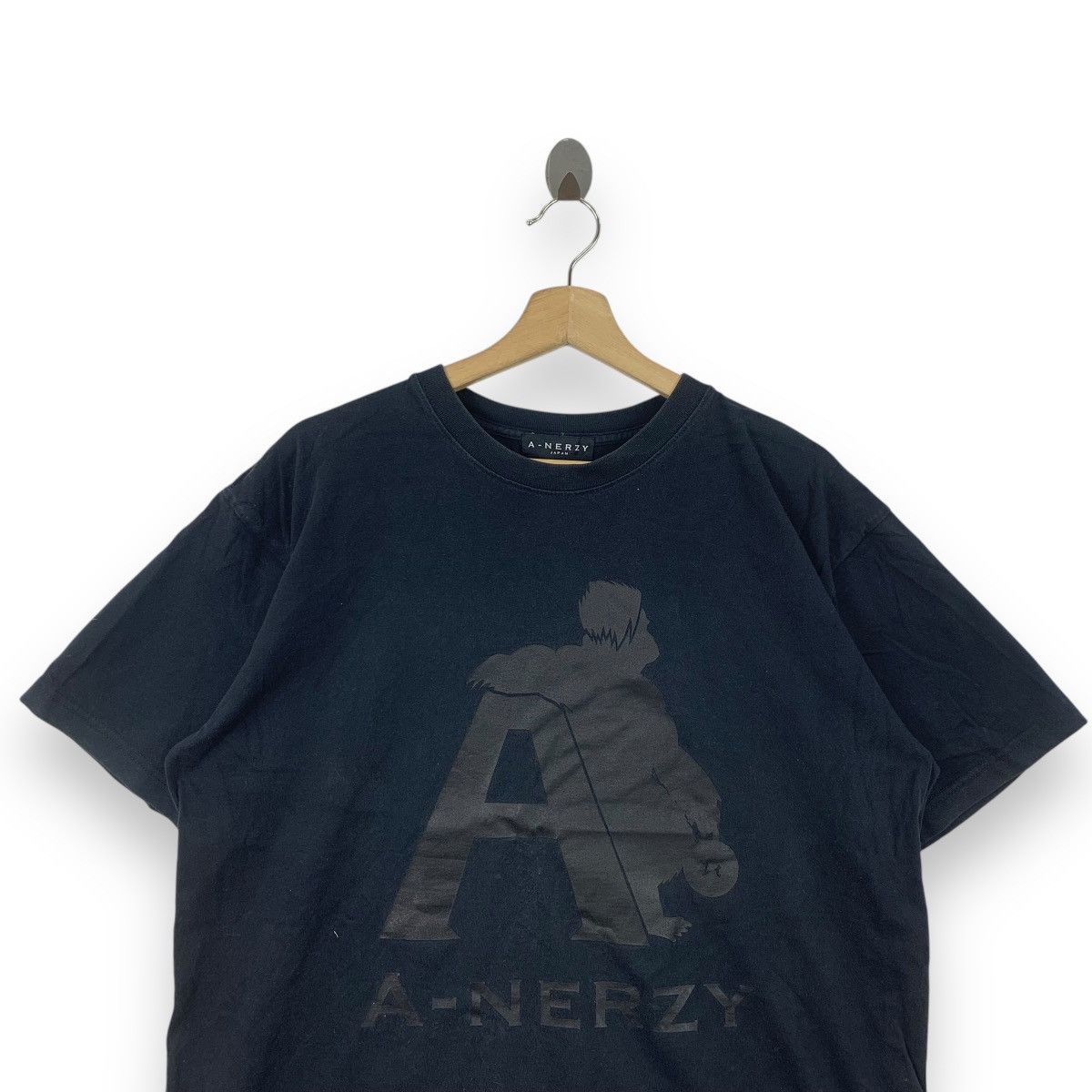 Japanese Brand A-NERZY JAPAN DESIGNER Gorilla Print Shibuya Store Tee Shirt Size US XL / EU 56 / 4 - 2 Thumbnail