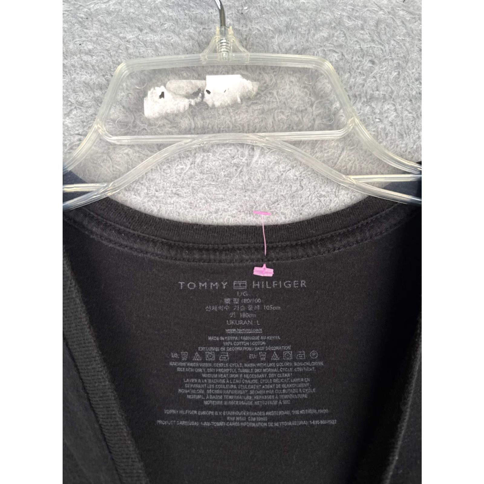 Tommy Hilfiger Tommy Hilfiger Shirt Adult Large Black V-Neck Short Sleeve 100% Cotton Logo Embroidered Mens T-Shirt Size US L / EU 52-54 / 3 - 7 Thumbnail