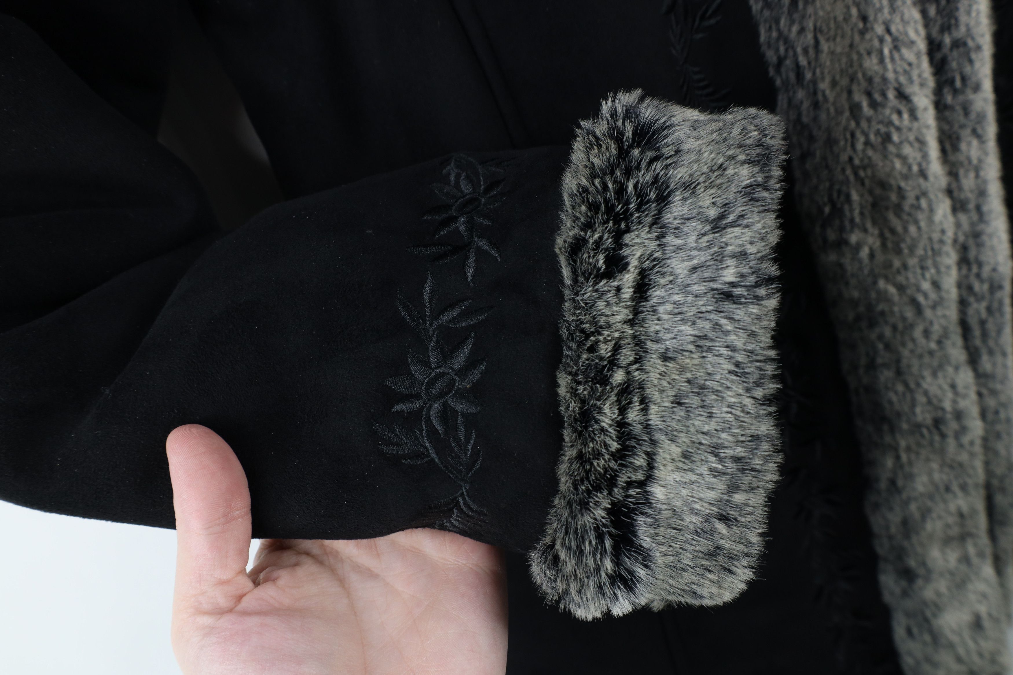 L.L. Bean × Vintage Vintage LL Bean Faux Fur Trim Penny Lane Jacket Coat Black Size M / US 6-8 / IT 42-44 - 4 Thumbnail