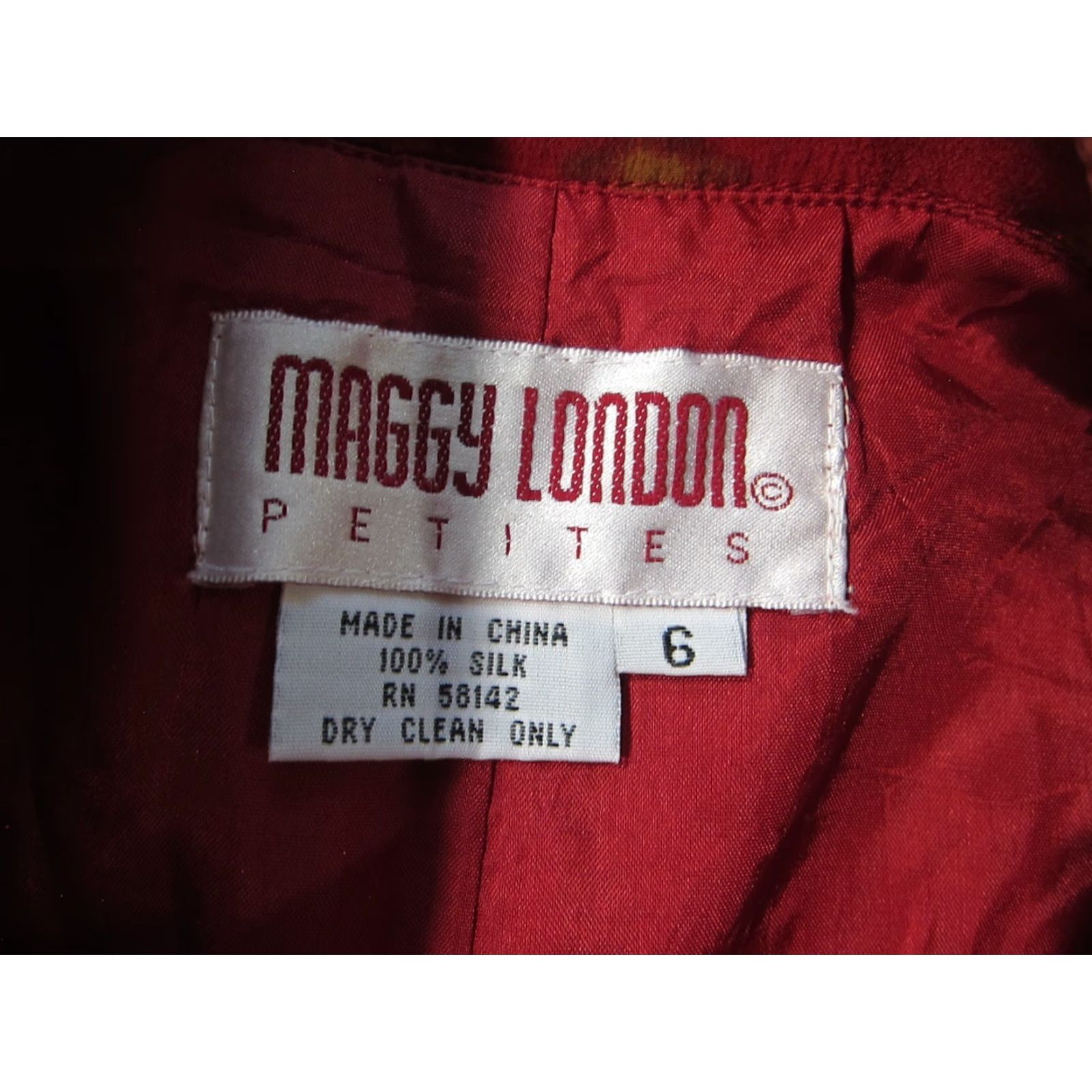 MAGGY LONDON Maggy London Petites Silk Red Purple High Neck Sleeveless Button Down Blouse 6 Size M / US 6-8 / IT 42-44 - 3 Thumbnail