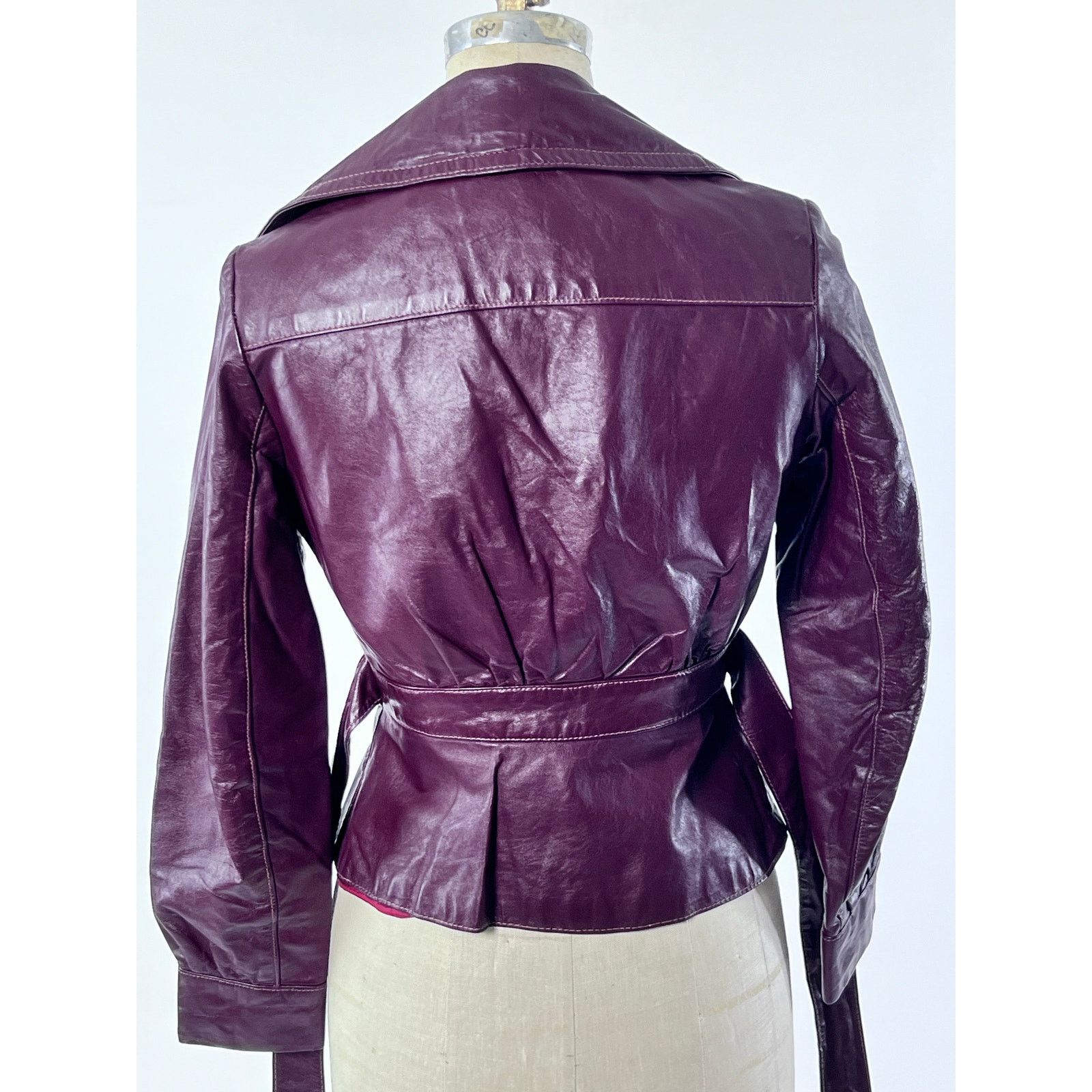Vintage VTG 70s Plum Fitted Leather Peplum Jacket Tie Waist XS Size XS / US 0-2 / IT 36-38 - 4 Thumbnail