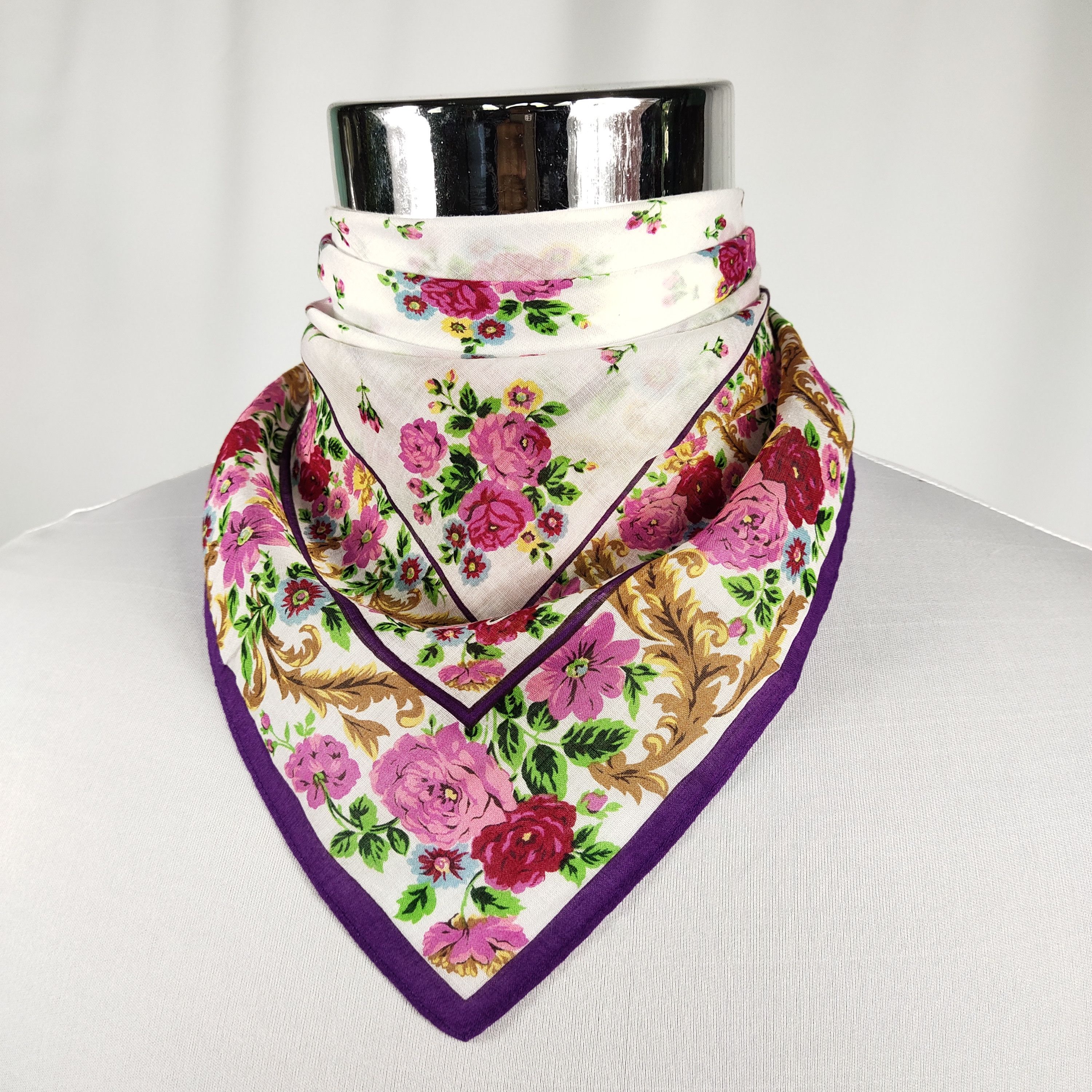 Kenzo × Vintage Kenzo Handkerchief / Neckerchief / Bandana FZ354 Size ONE SIZE - 1 Thumbnail
