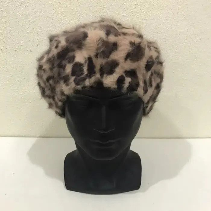 Japanese Brand Japanese Brand Leopard Fleece Beanie Hat Size ONE SIZE - 3 Thumbnail