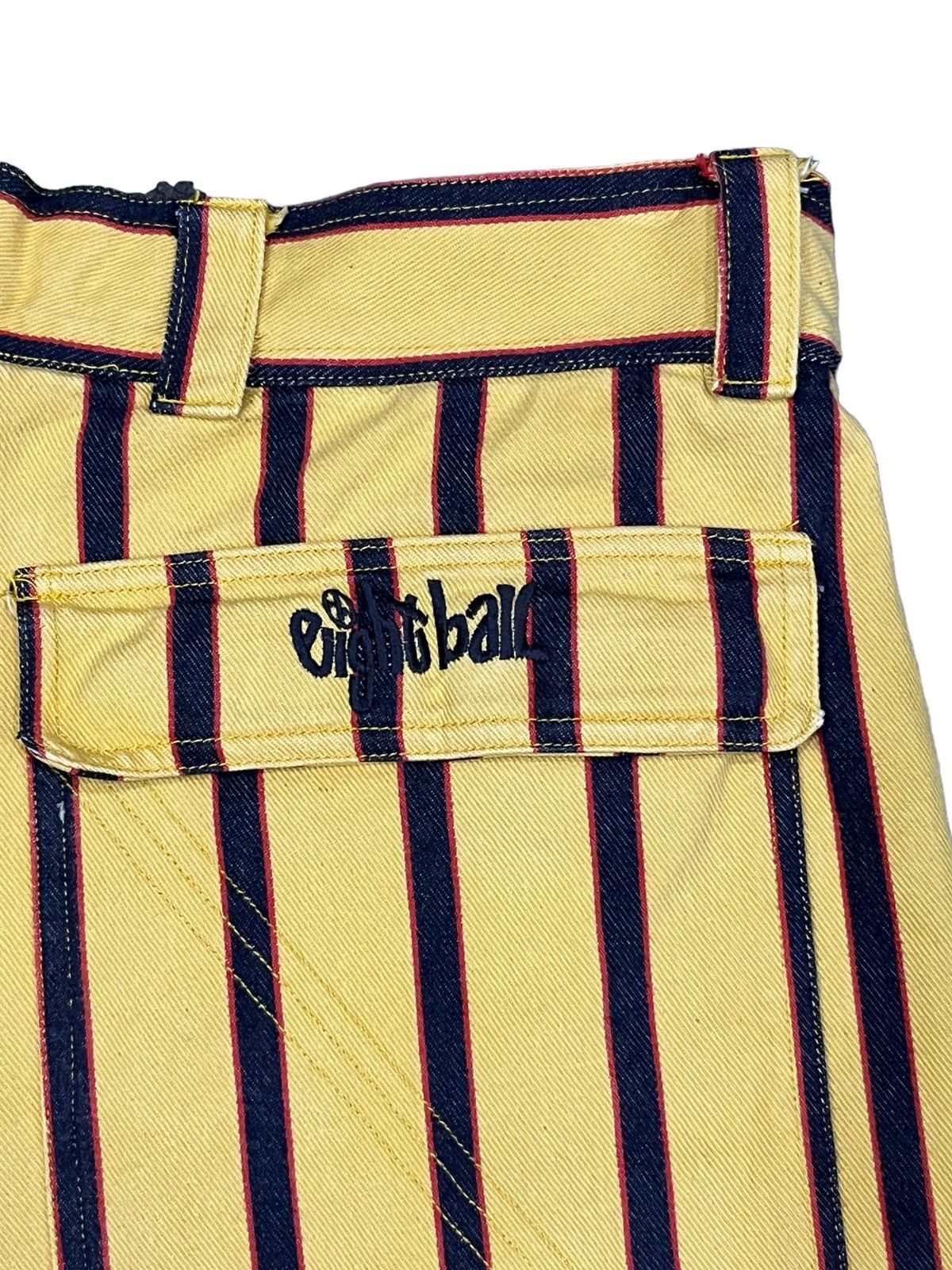 Eight X 🔥VERY RARE🔥Vintage 90’s EIGHT BALL Stripes BAGGY Shorts Size US 31 - 7 Thumbnail