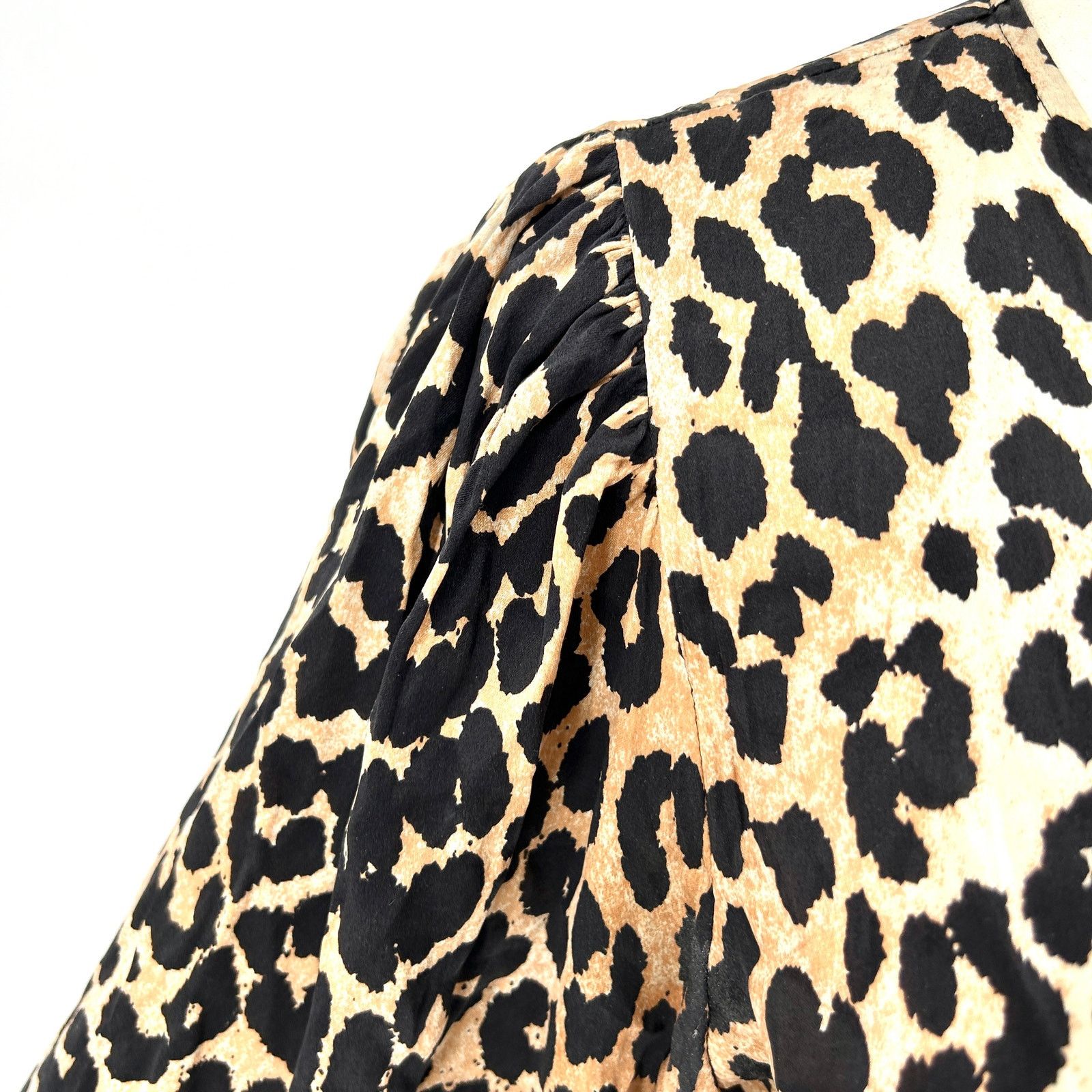 Ganni Ganni Silk Leopard Print Long Sleeve V-Neck Wrap Maxi Dress Size XS / US 0-2 / IT 36-38 - 4 Thumbnail