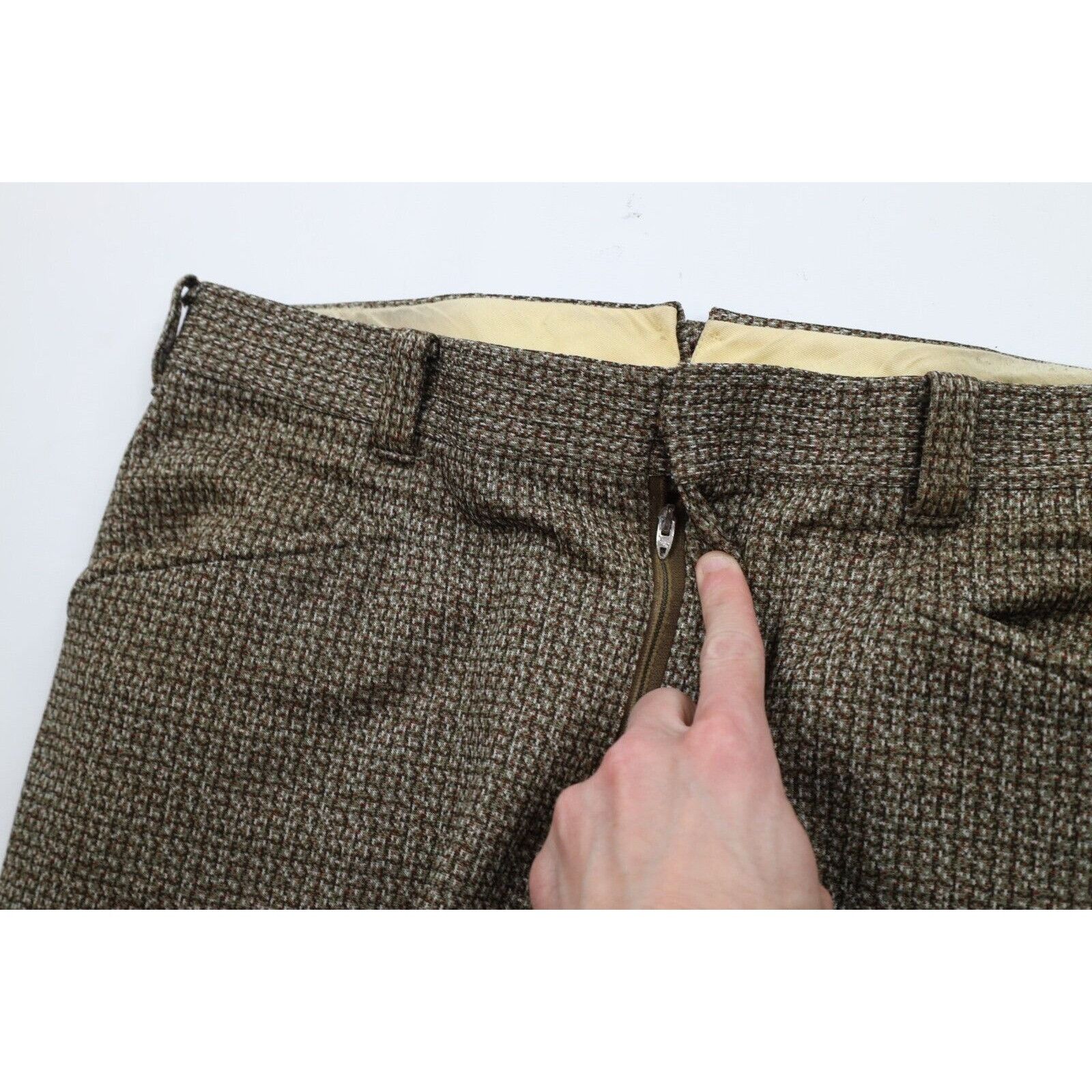 Vintage Vintage 70s Streetwear Distressed 2 Piece Knit Suit Wedding Size 42R - 12 Thumbnail