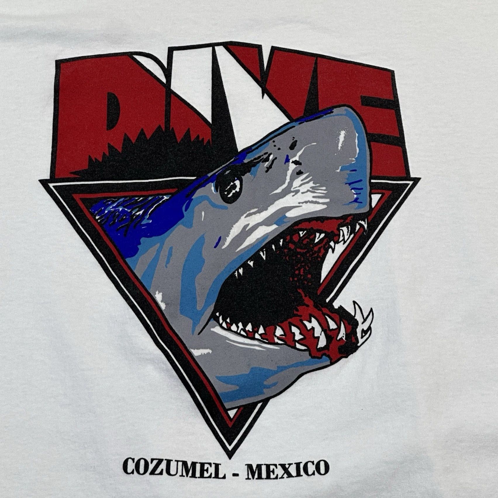 Greats VINTAGE Yazbek Shirt Mens XL White Dive Cozumel Great White Scuba Graphic Shirt Size US XL / EU 56 / 4 - 2 Thumbnail