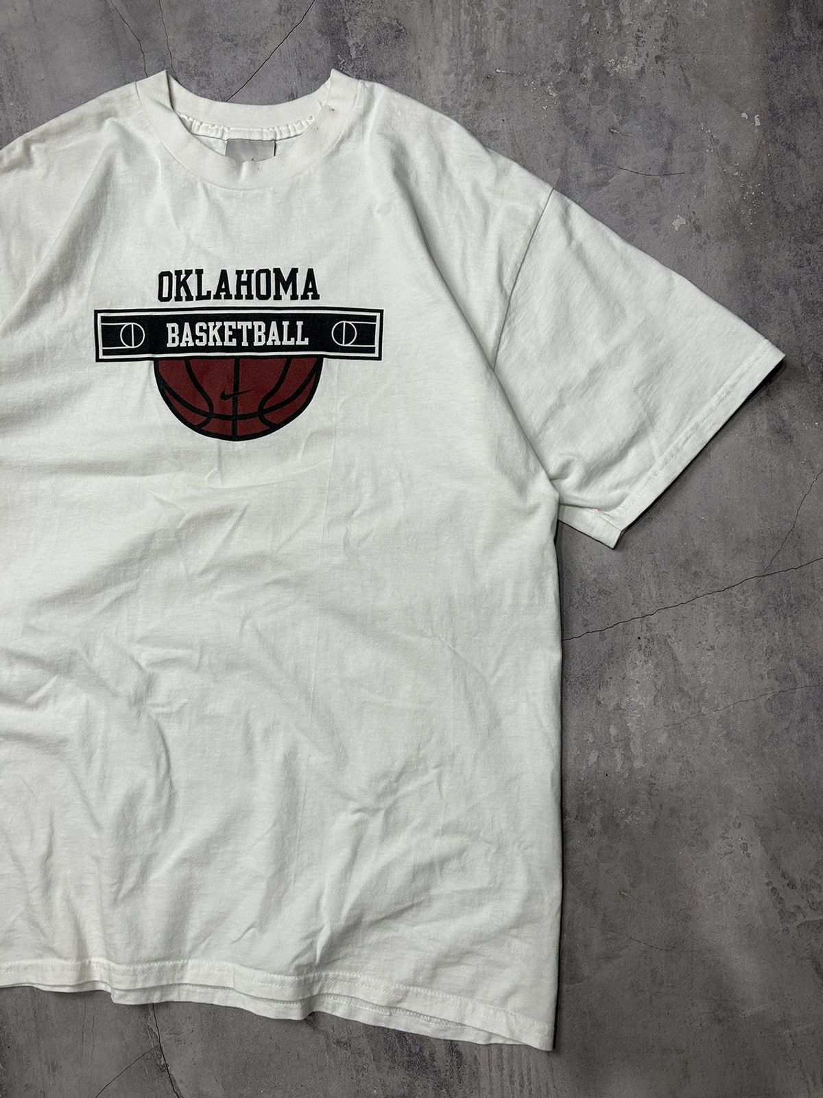 Nike × Vintage Vintage Y2K Nike Oklahoma Sooners Basketball Camp Shirt Size US XL / EU 56 / 4 - 2 Thumbnail