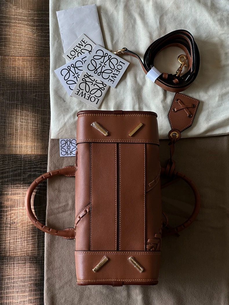 Loewe loewe Special handbag with brown straps 2503-Nextarrow Size ONE SIZE - 7 Thumbnail
