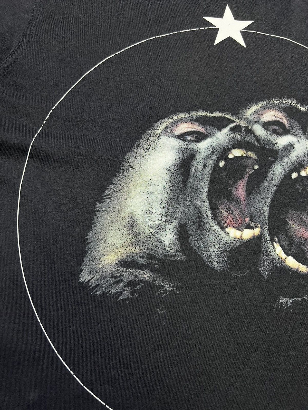 Givenchy Givenchy - Riccardo Tisci - S/S 16 - Monkey Brothers T-Shirt Size US XL / EU 56 / 4 - 5 Thumbnail