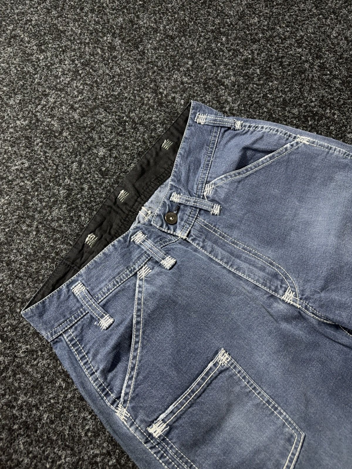 Levi's 00s Vintage Levi’s 880 Baggy Workwear Light Wash Denim Jeans Size US 31 - 8 Thumbnail