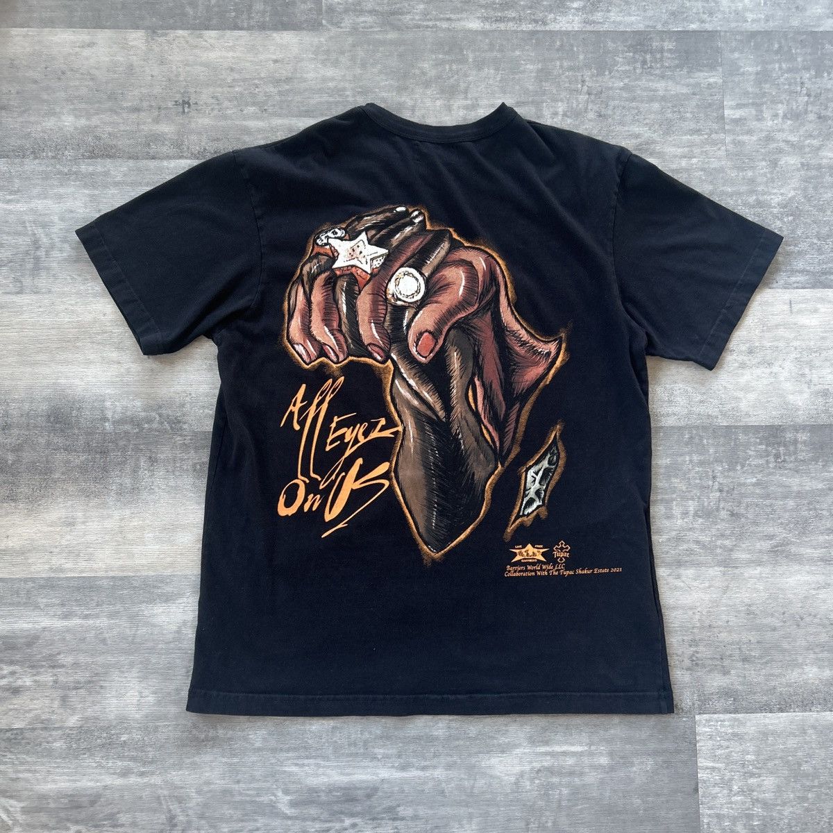 Barriers Barriers 2Pac graphic t-shirt Size US L / EU 52-54 / 3 - 2 Thumbnail
