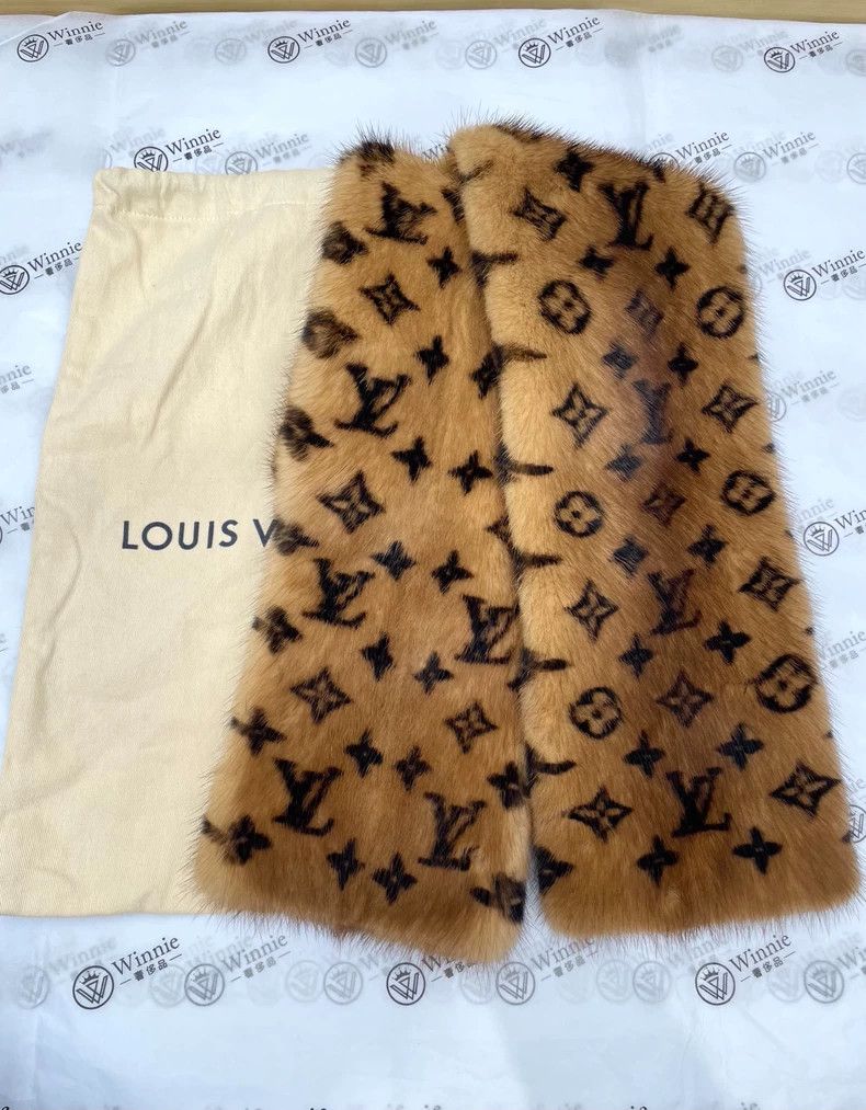 Louis Vuitton Louis Vuitton Presbyopic fur scarf Size ONE SIZE - 1 Thumbnail