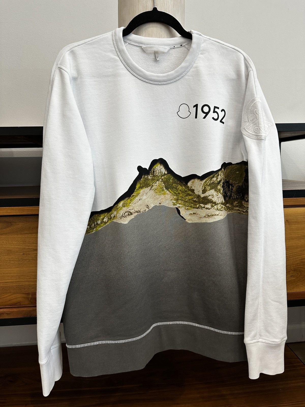 Moncler 🏔 MONCLER GENIUS 1952 Graphic Sweatshirt – Size L Size US L / EU 52-54 / 3 - 25 Thumbnail