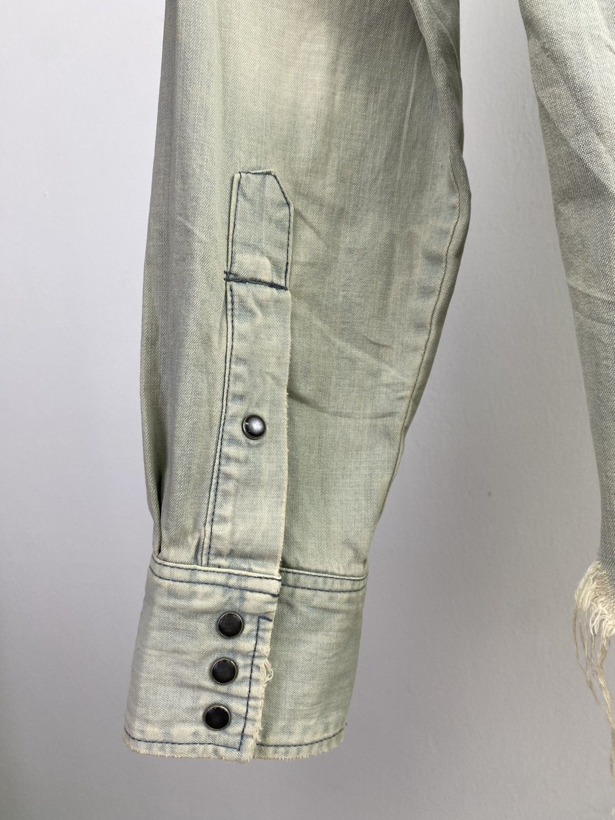 Sasquatchfabrix SS11 Sasquatchfabrix "Zearchy" Distressed Denim Shirt Size US S / EU 44-46 / 1 - 12 Thumbnail