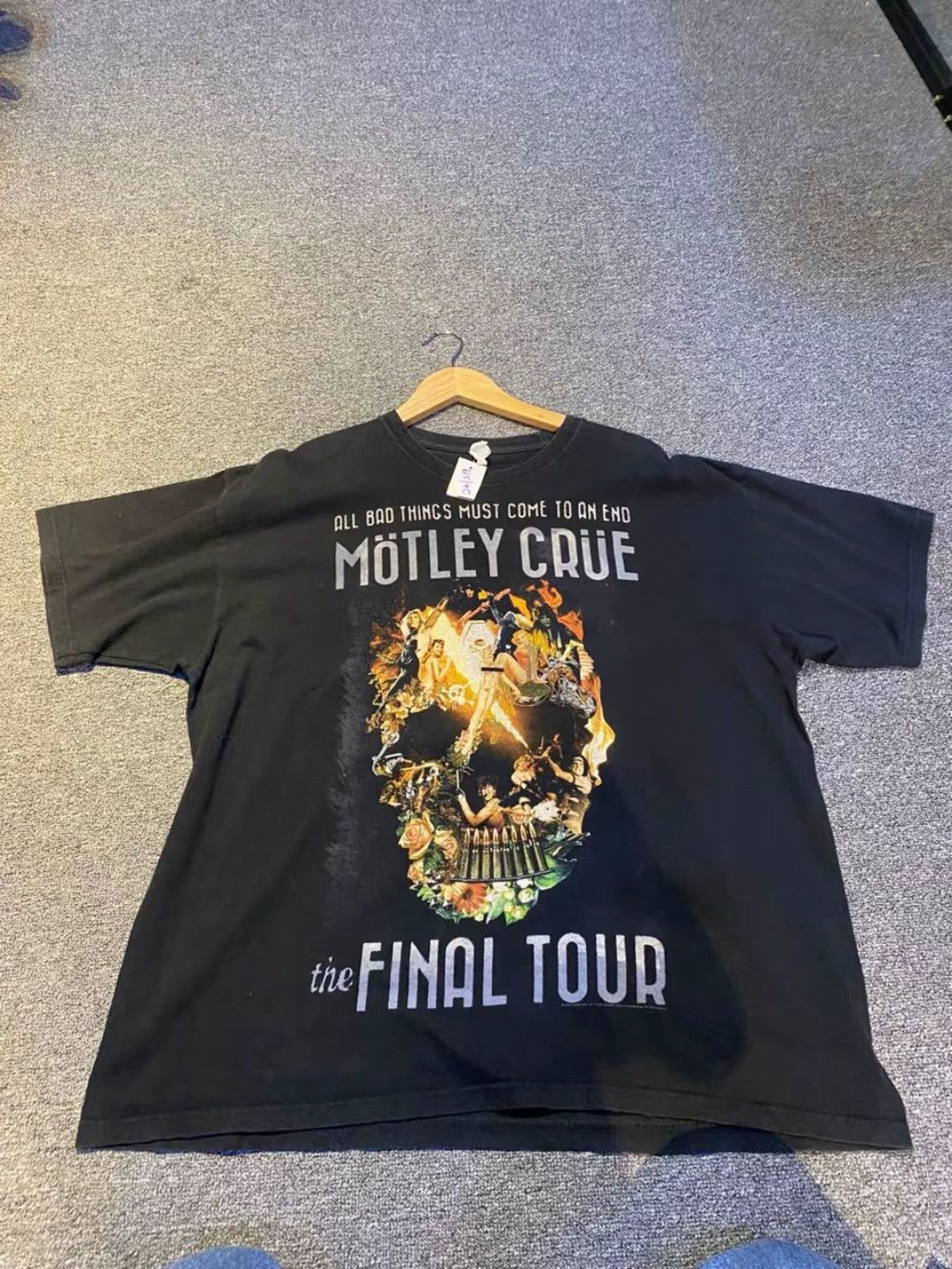 Other Motley Crue Vintage Tour Size US L / EU 52-54 / 3 - 1 Thumbnail