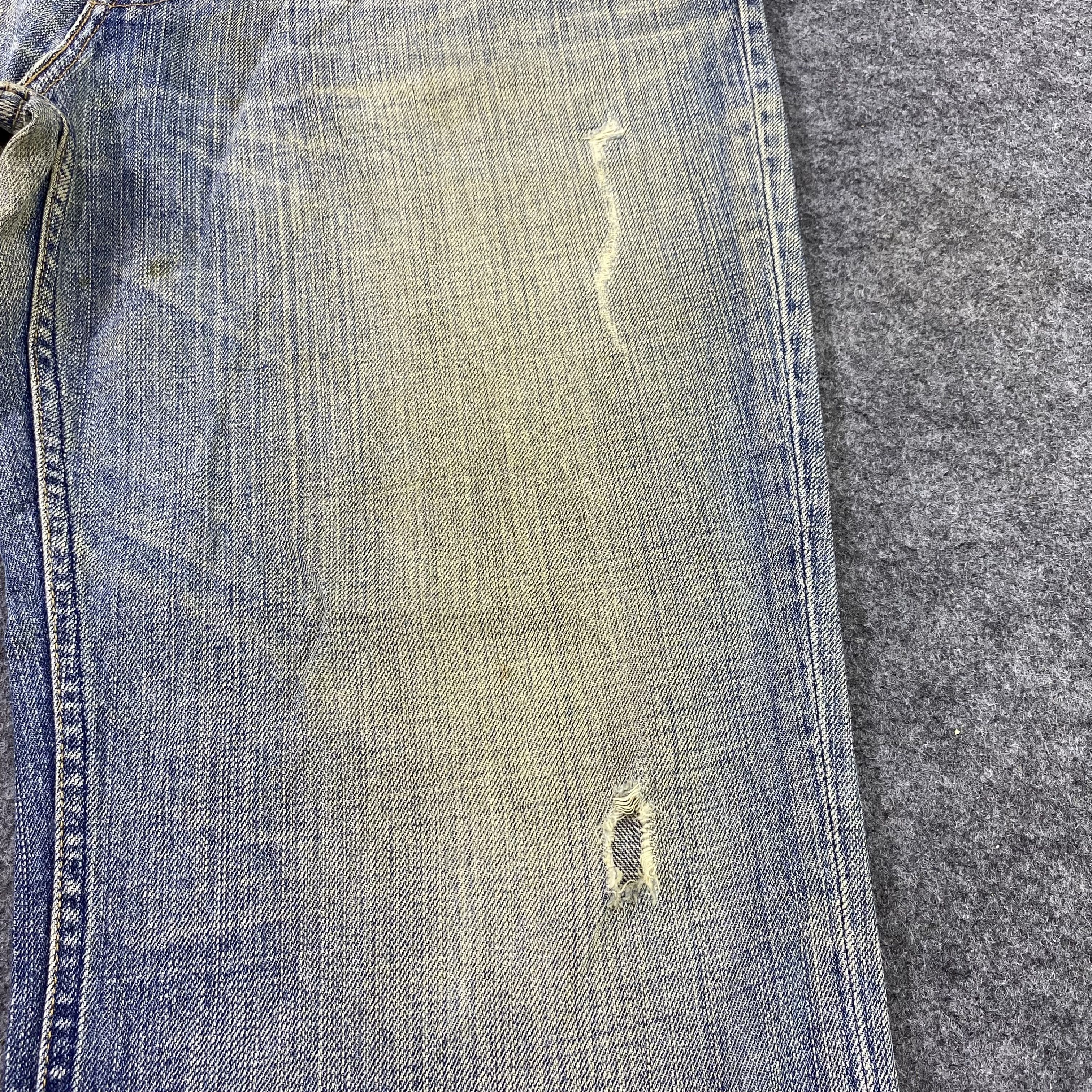 Levi's × Levi's Vintage Clothing × Vintage Vintage Levi's Distressed Blue Wash Jeans-J1178 Size US 38 / EU 54 - 16 Thumbnail