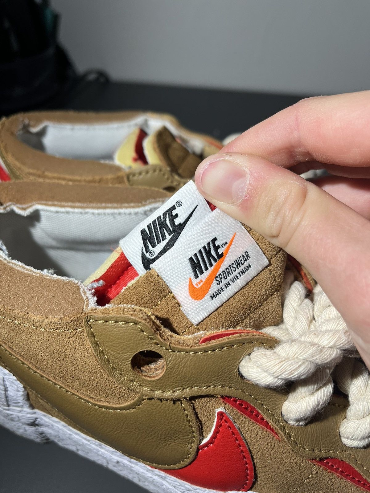 Nike - blazer low Sacai British tan