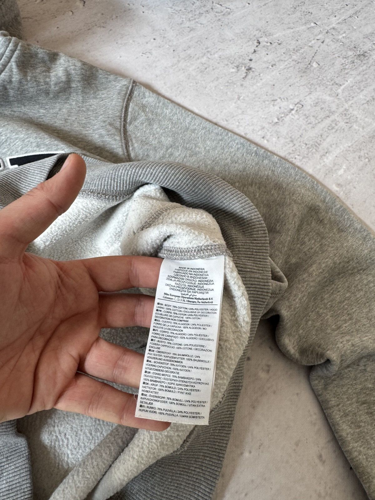 NIKE VINTAGE 00s y2k OVERSIZE BAGGY ZIP HOODIE CENTER LOGO