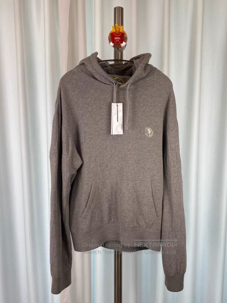 Dior Dior Grey chest logo printed hoodie Size US L / EU 52-54 / 3 - 1 Thumbnail