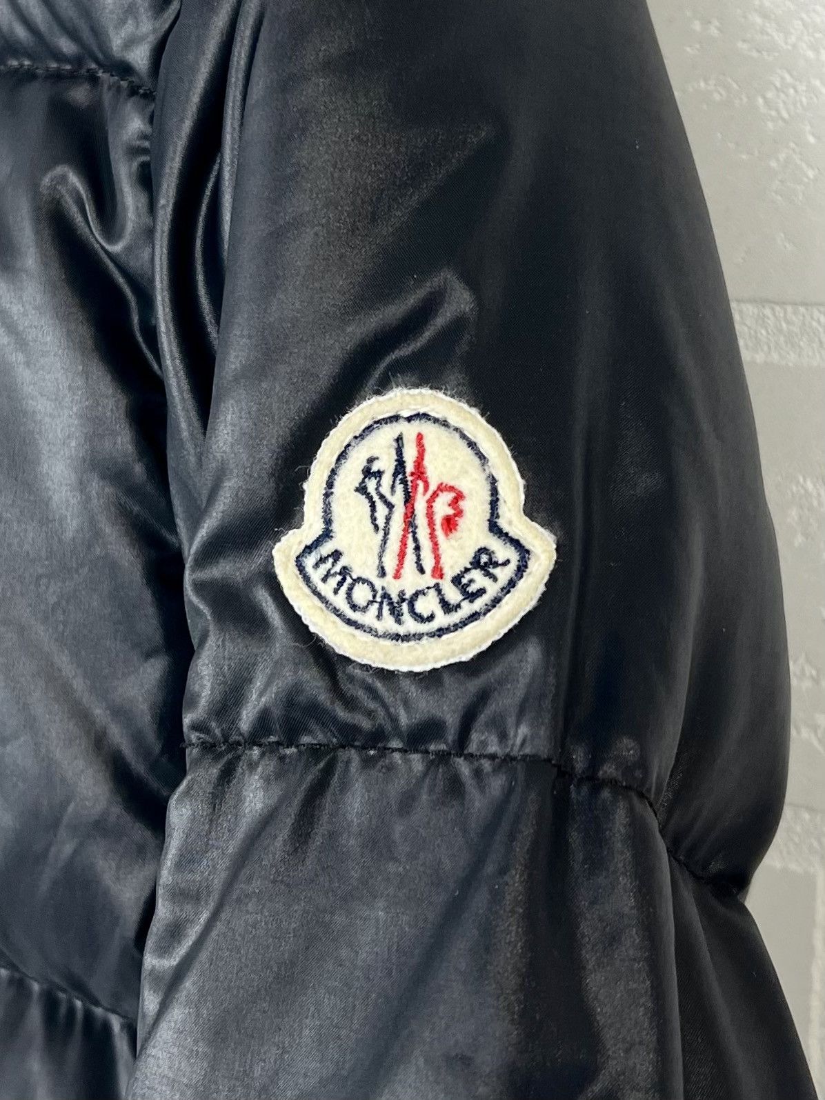 Moncler MONCLER Jacket Down Puffer Patch Logo Black Vintage Rare Men Size US S / EU 44-46 / 1 - 7 Thumbnail