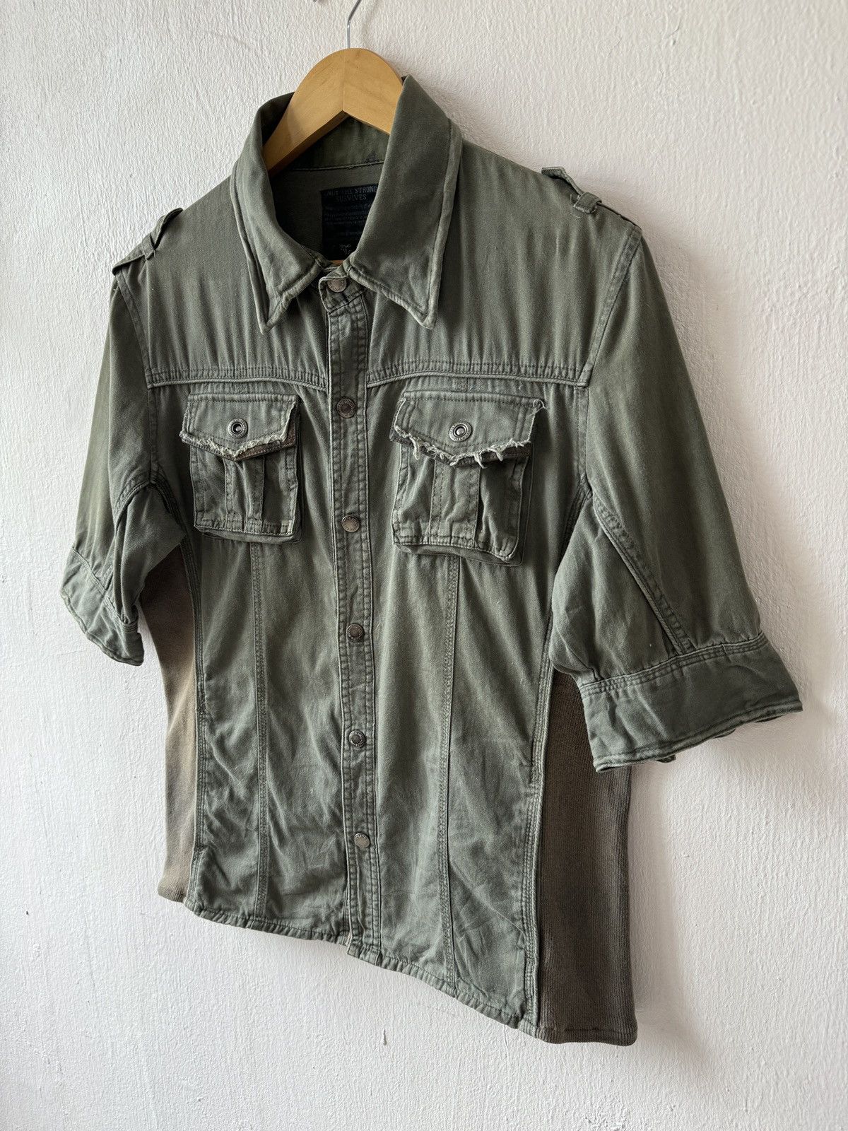 In The Attic Vintage In The Attic Short Sleeve Shirts Button Ups Size US L / EU 52-54 / 3 - 3 Thumbnail