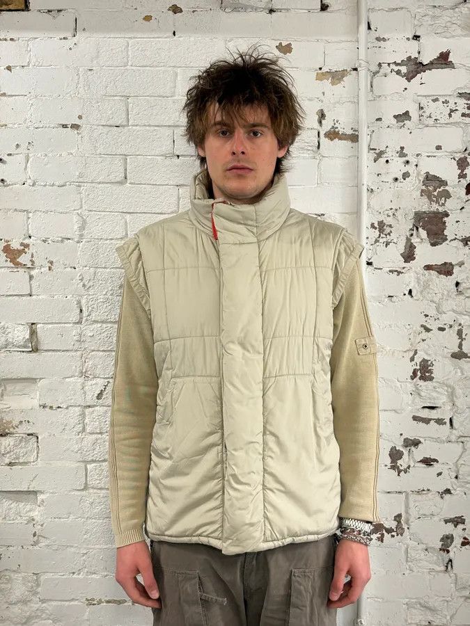 Prada 2000s Prada Beige Down Nylon Quilted Puffer Vest Size US M / EU 48-50 / 2 - 2 Thumbnail