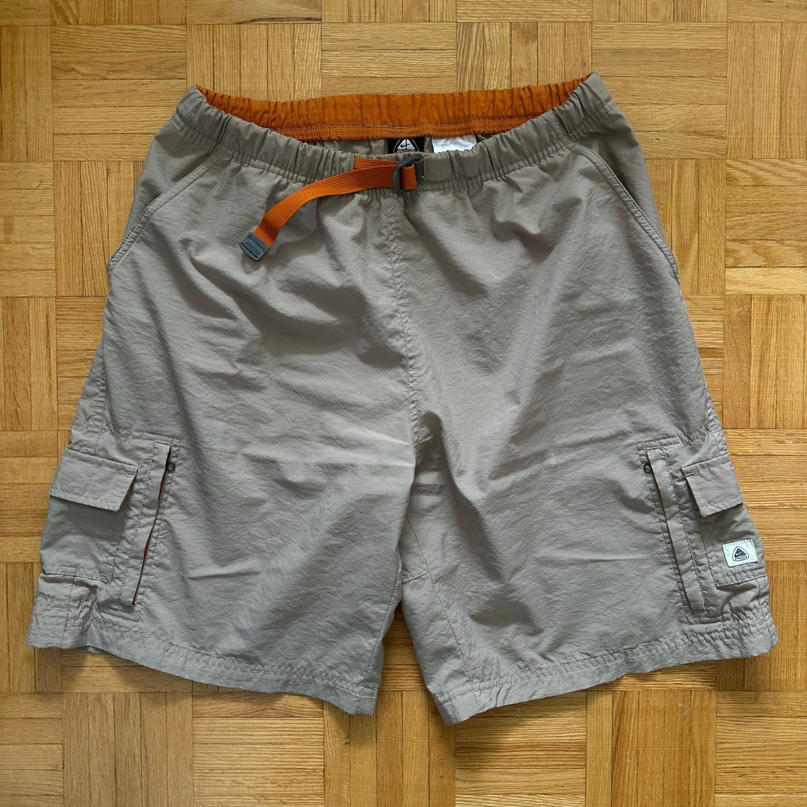Nike ACG Vintage 90s Nike ACG Belted cargo pockets shorts Beige Med Size US 29 - 1 Thumbnail