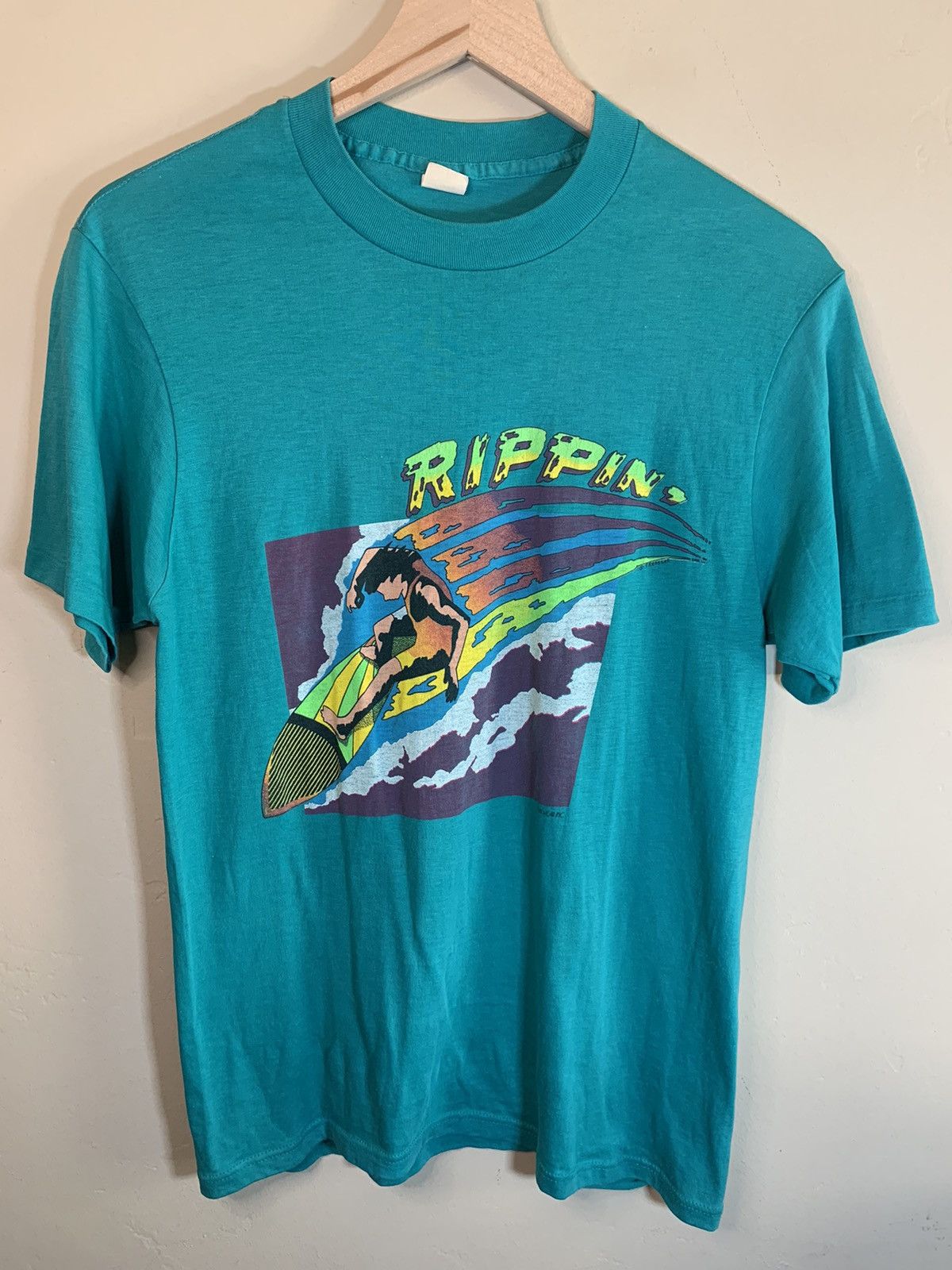 Vintage *RARE* Vintage 70’s Surfing Rippin’ Single Stitch Surf Shirt Size US L / EU 52-54 / 3 - 1 Thumbnail