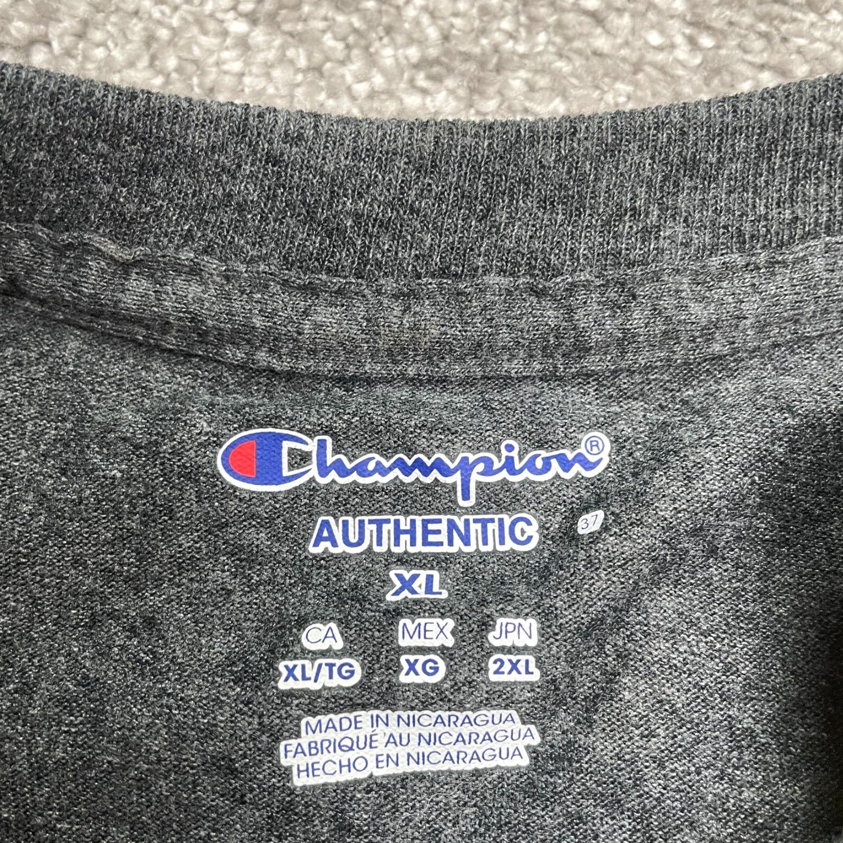 Champion Champion Star Wars Graphic T-Shirt Mens XL Dark Gray Long Sleeve Crew Neck NWT Size US XL / EU 56 / 4 - 4 Thumbnail