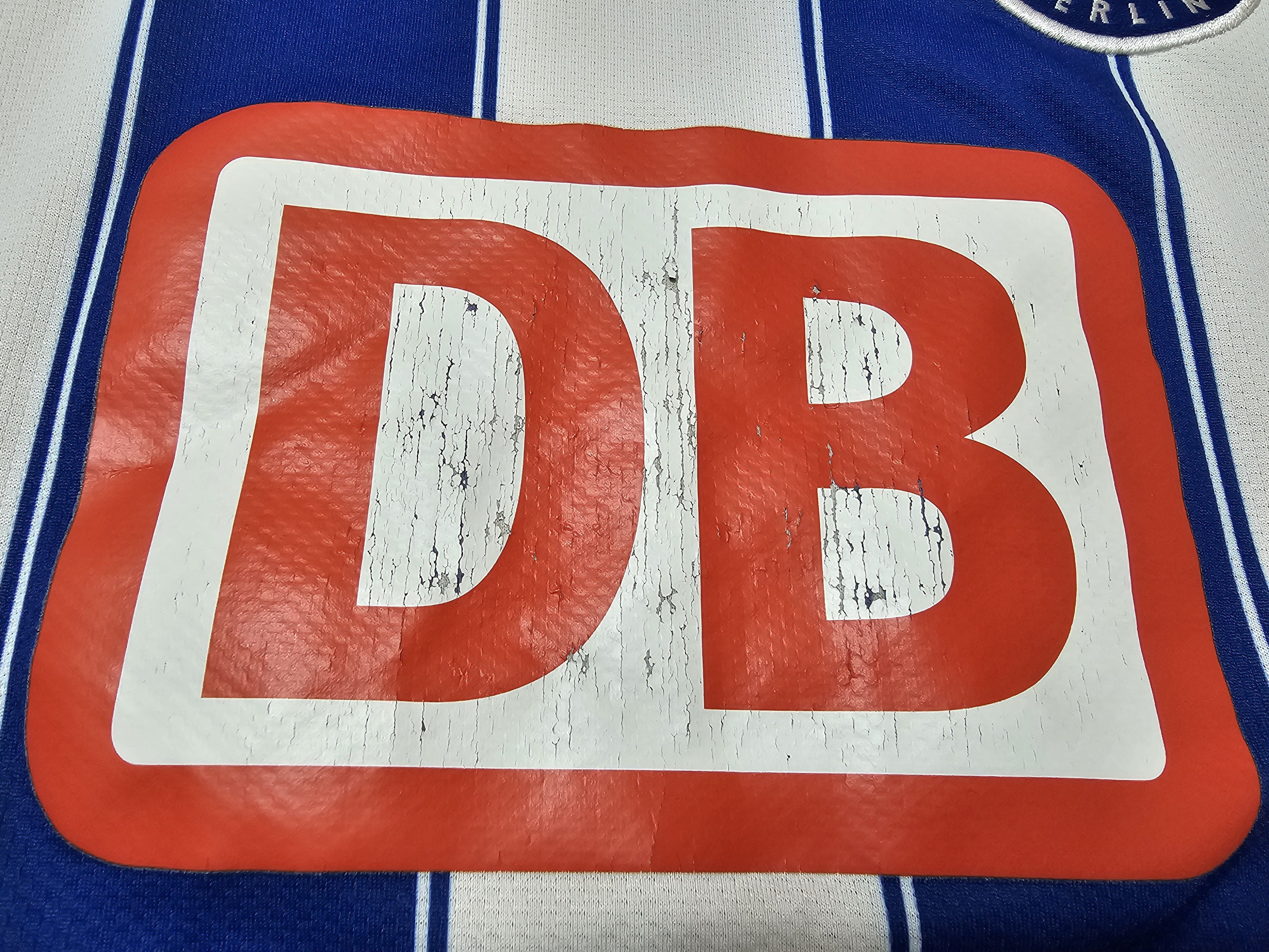 Nike HERTHA BERLIN 2009 2010 HOME FOOTBALL SHIRT SOCCER JERSEY Size US XL / EU 56 / 4 - 5 Thumbnail