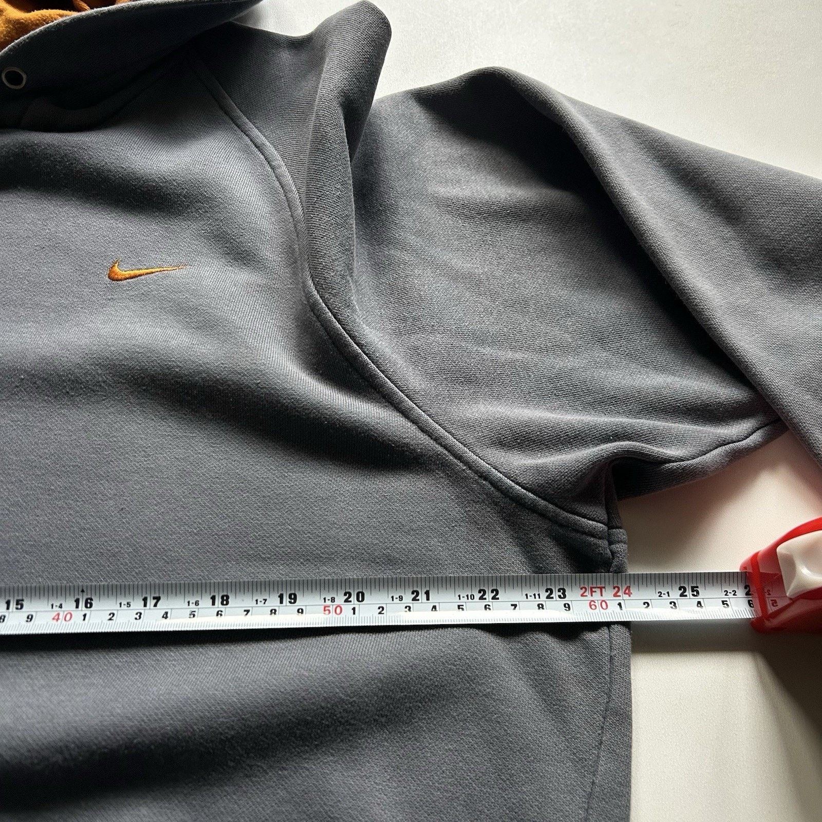 Nike Vintage Y2K Nike Swoosh Hoodie Sweatshirt Gray Medium Rare Size US M / EU 48-50 / 2 - 4 Thumbnail