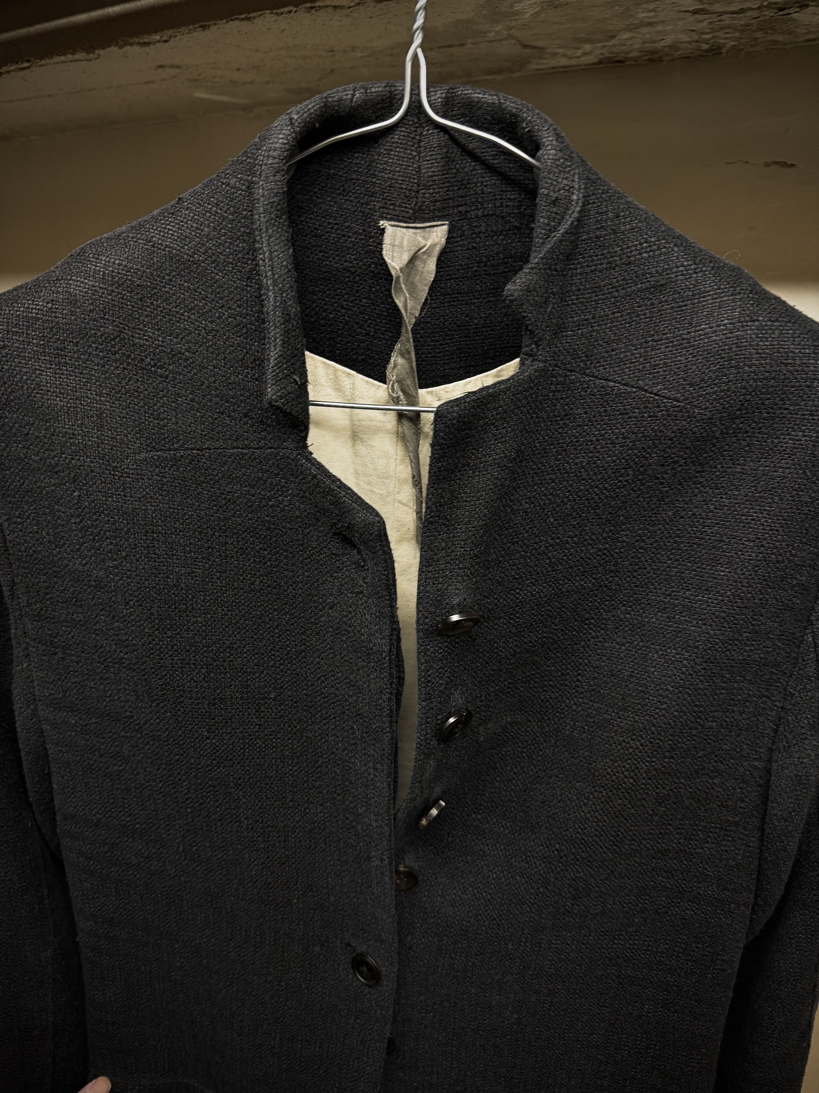 Aleksandr Manamis Aleksandr Manamïs Charcoal Grey Raw Silk Frayed Hem Coat Size US S / EU 44-46 / 1 - 4 Thumbnail
