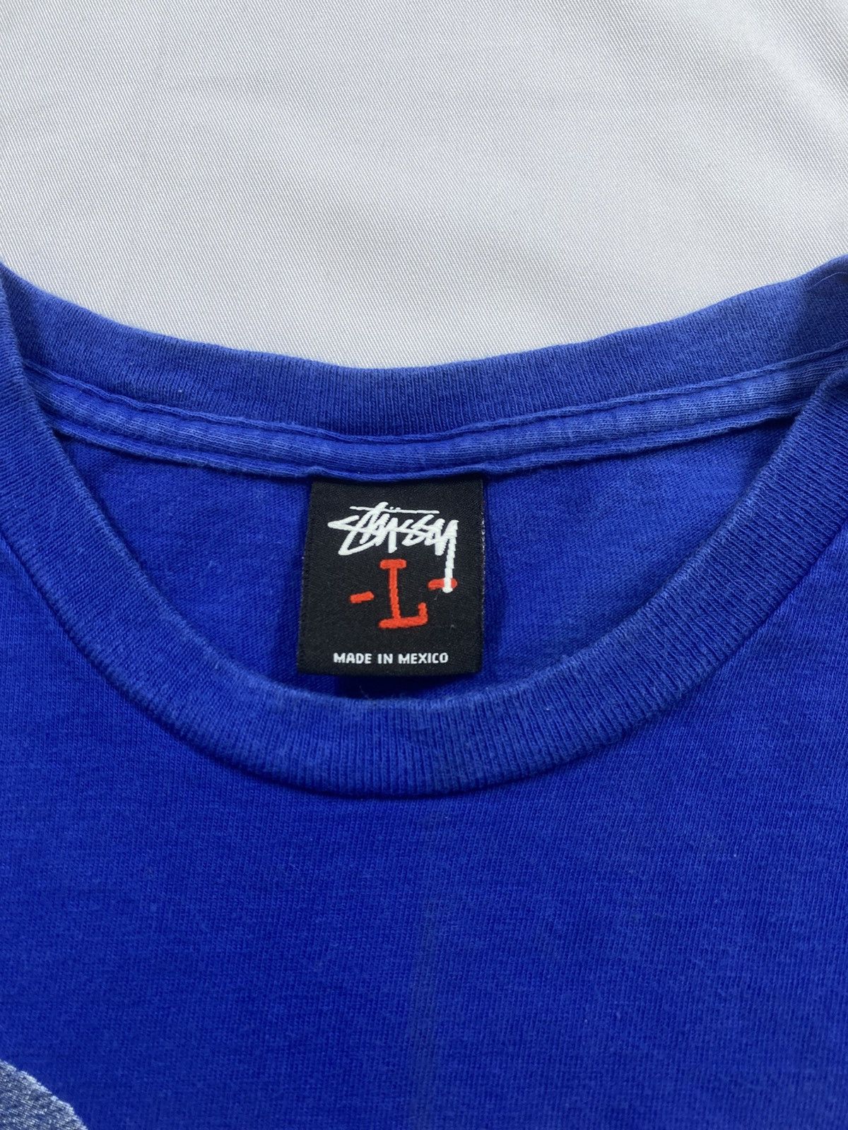 Vintage Vintage stussy 2000s Skooled Them Tee Size US L / EU 52-54 / 3 - 4 Thumbnail
