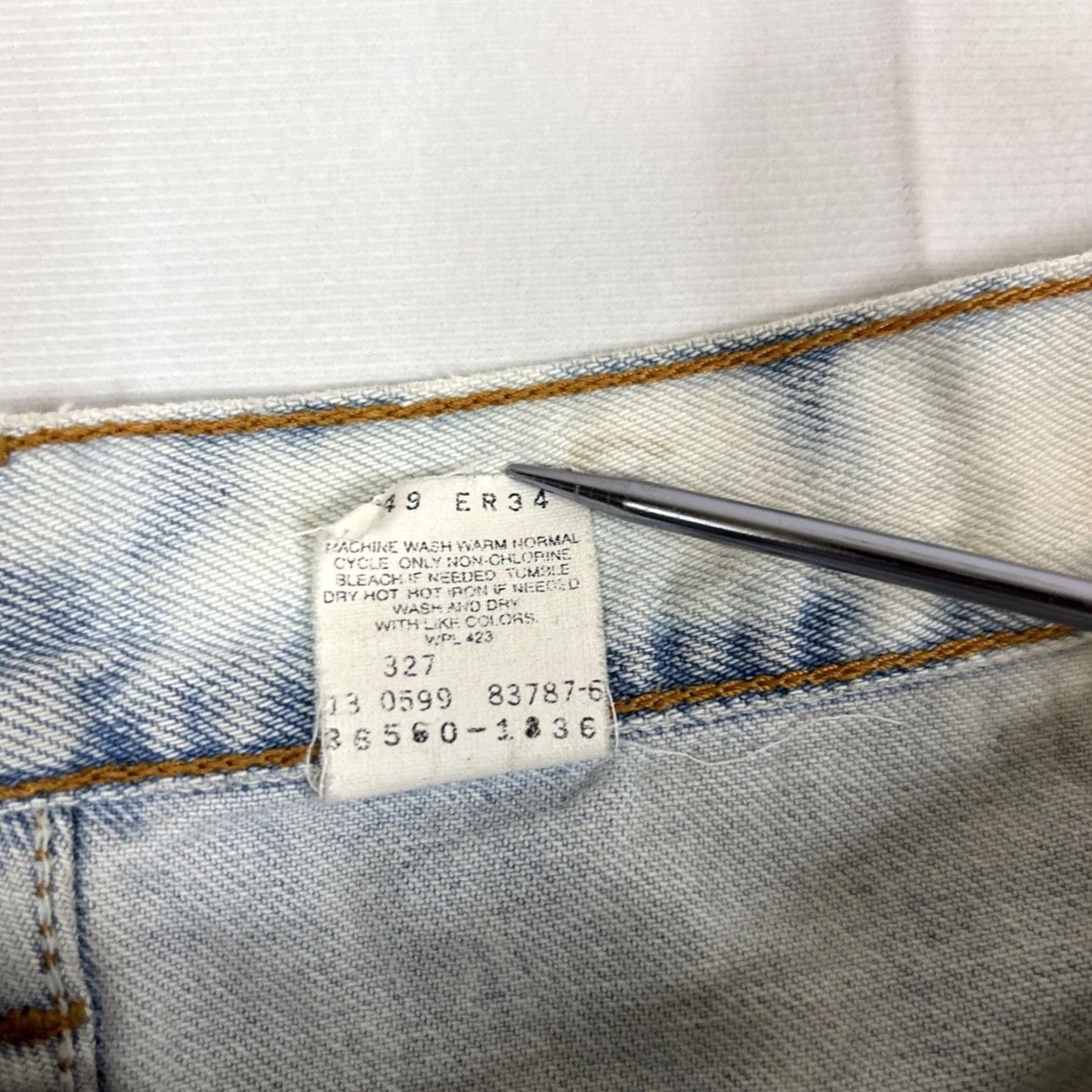 Levi's VINTAGE Levi’s 560 Jean Shorts Men 38W Light Blue Distressed D Size US 38 / EU 54 - 7 Thumbnail